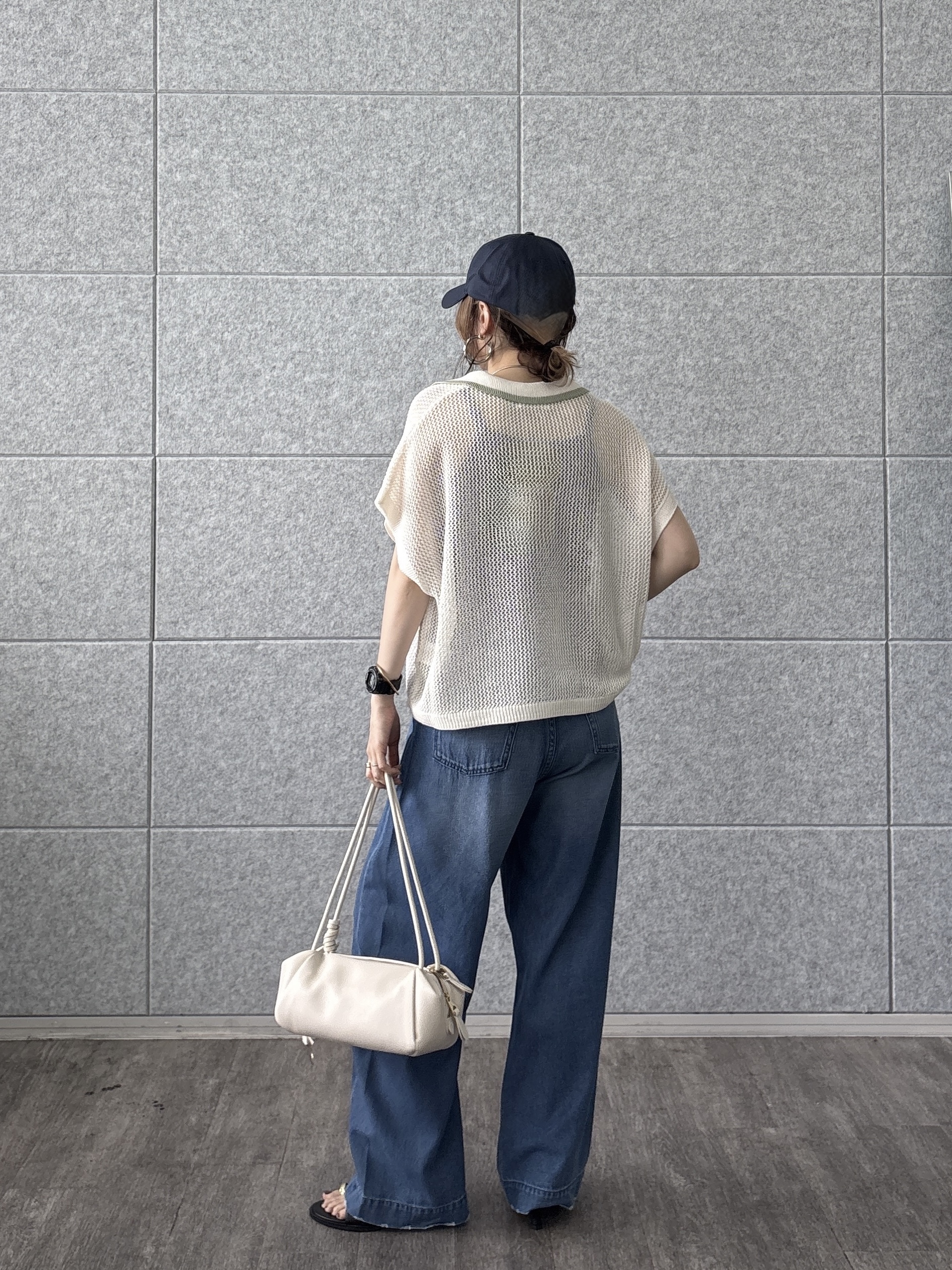 kotakiさんの「INDIVI｜メッシュポロドルマンニット」を使ったコーディネート