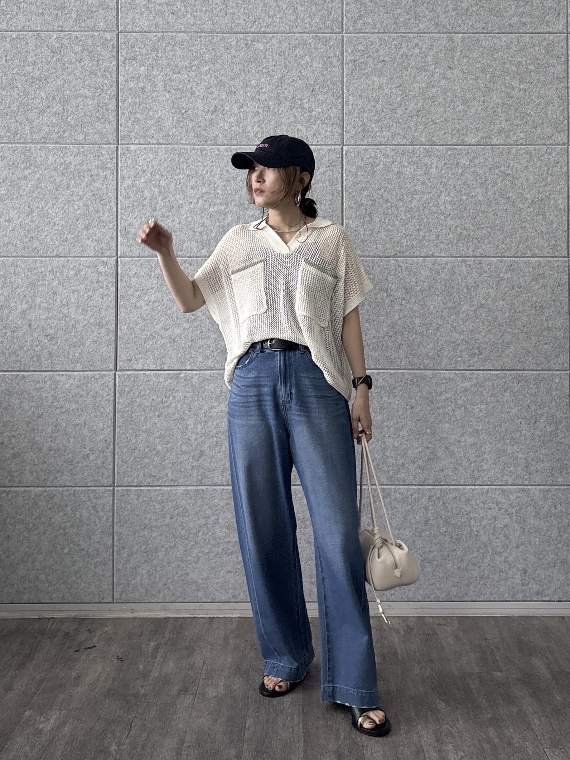 kotakiさんの「INDIVI｜メッシュポロドルマンニット」を使ったコーディネート