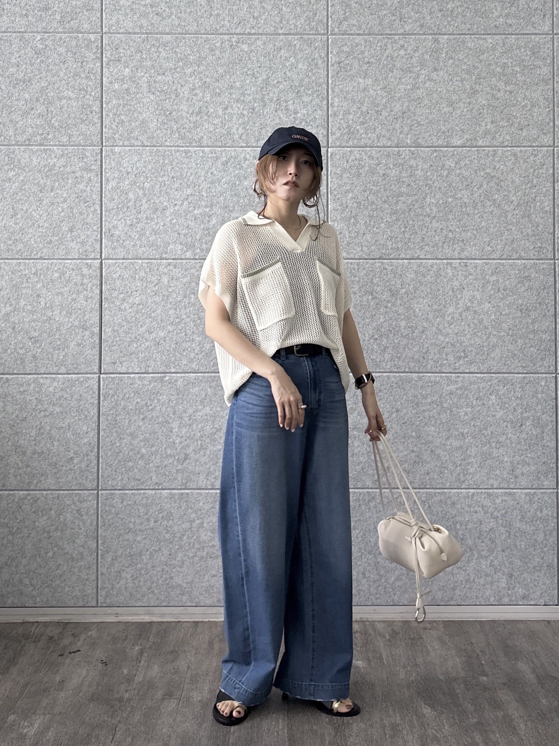 kotakiさんの「INDIVI｜メッシュポロドルマンニット」を使ったコーディネート