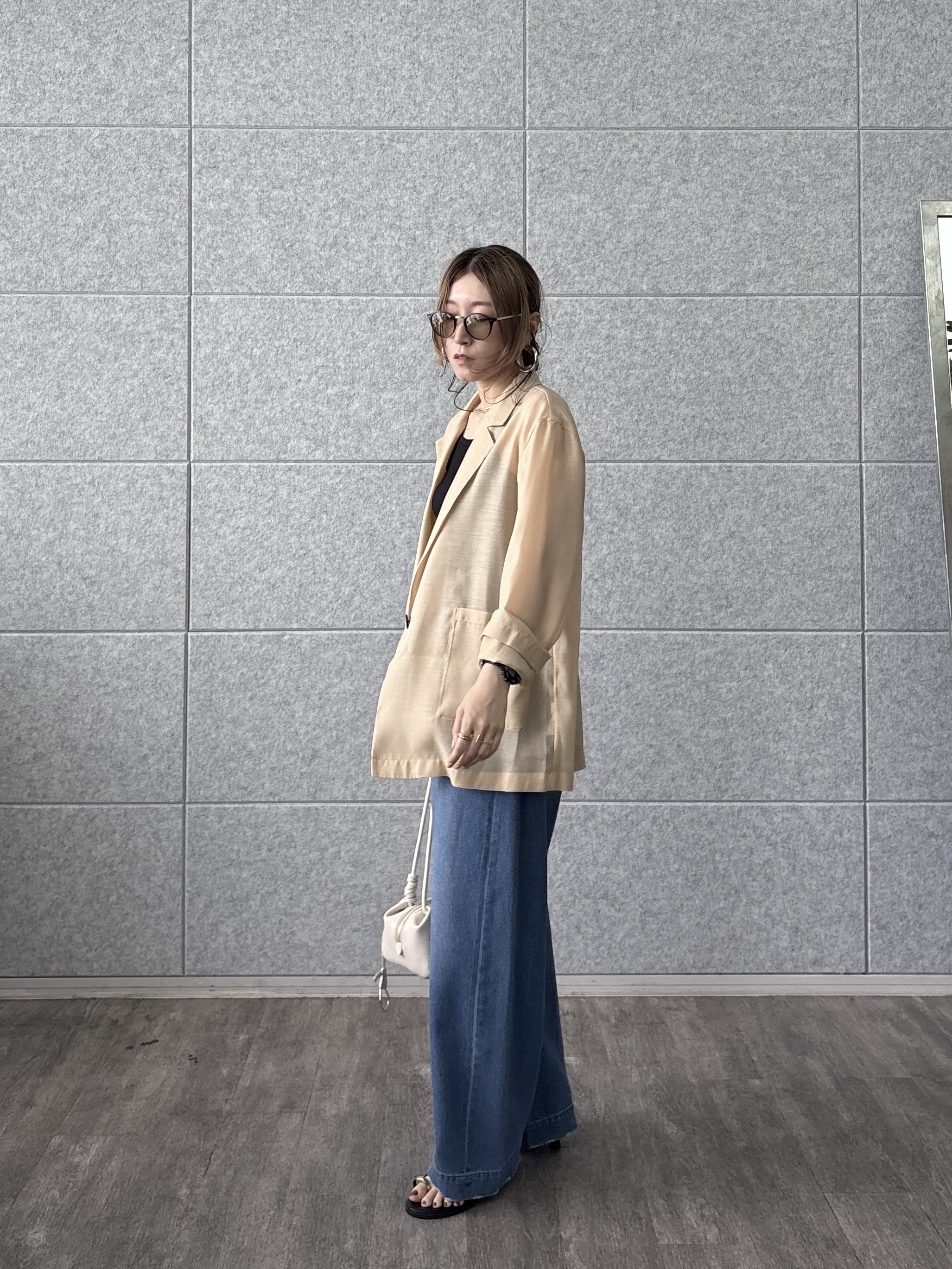 kotakiさんの「INDIVI｜【接触冷感/通気性】シアーシャツジャケット」を使ったコーディネート