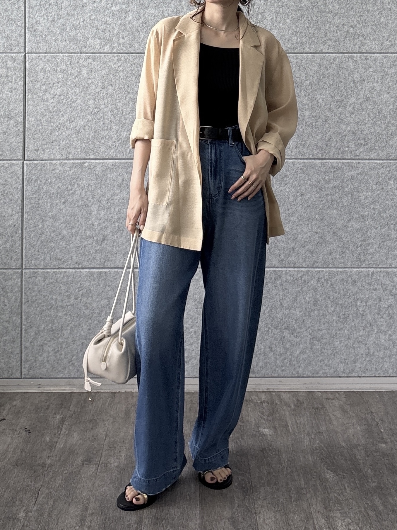 kotakiさんの「INDIVI｜【接触冷感/通気性】シアーシャツジャケット」を使ったコーディネート