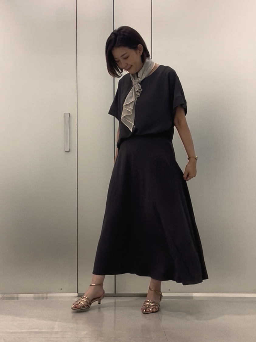 まどかさんの「UNTITLED｜【セットアップ可/UVカット/前後2WAY】リラクシーフレンチスリーブブラウス」を使ったコーディネート