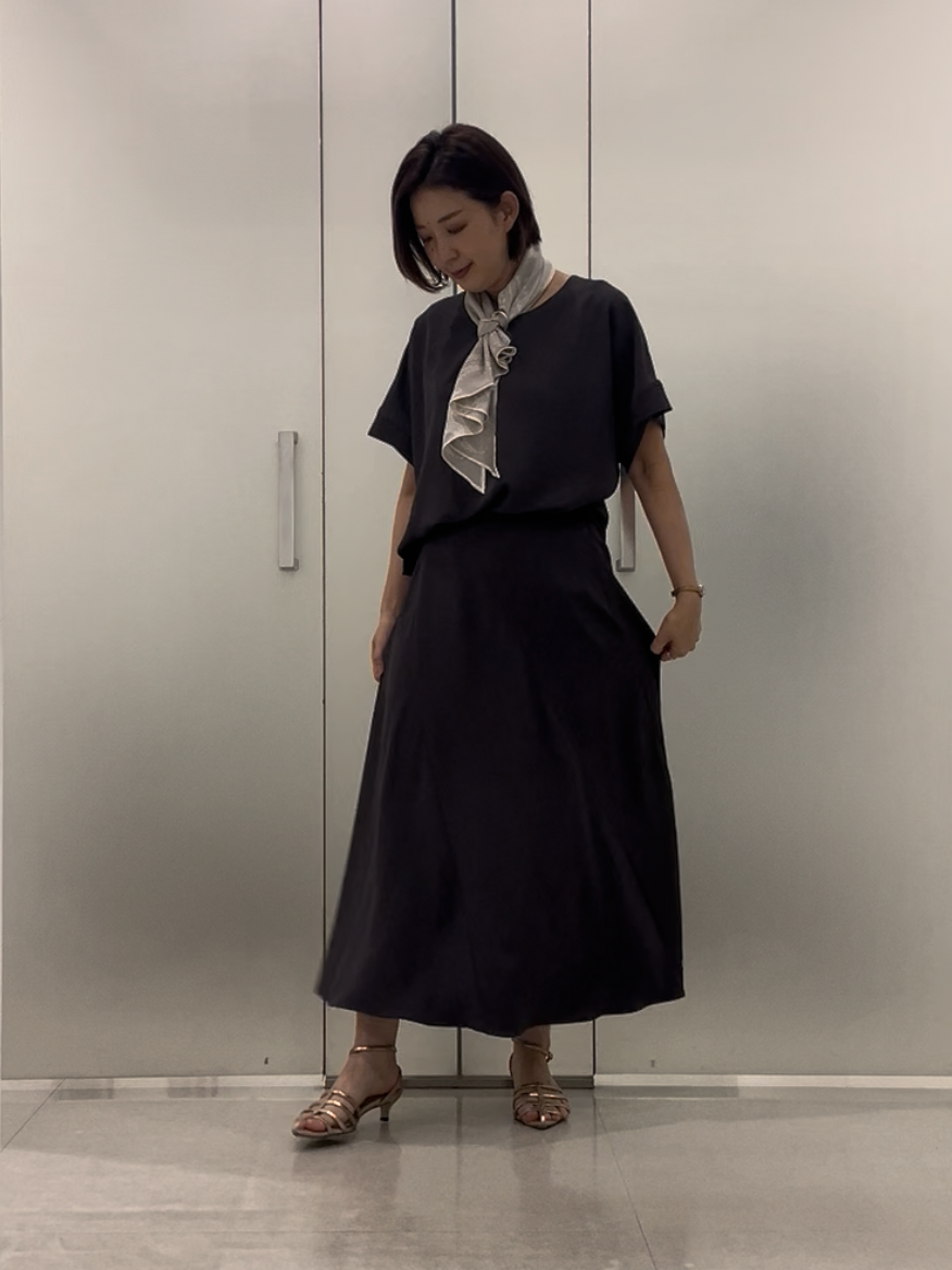 まどかさんの「UNTITLED｜【セットアップ可/UVカット/前後2WAY】リラクシーフレンチスリーブブラウス」を使ったコーディネート