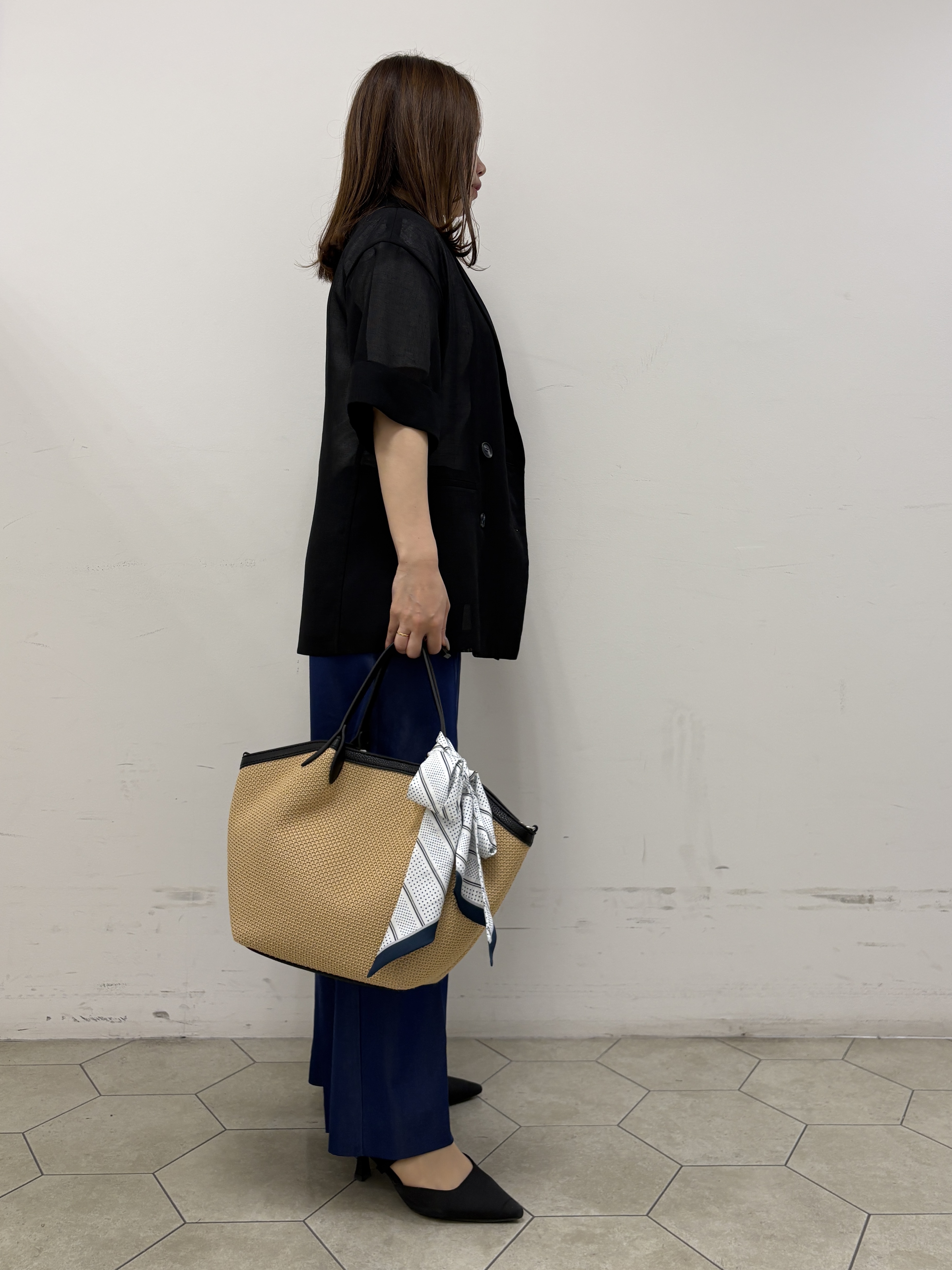 kahoさんの「INDIVI｜【洗える／メッシュ素材／SETUP可能】半袖シアージャケット」を使ったコーディネート