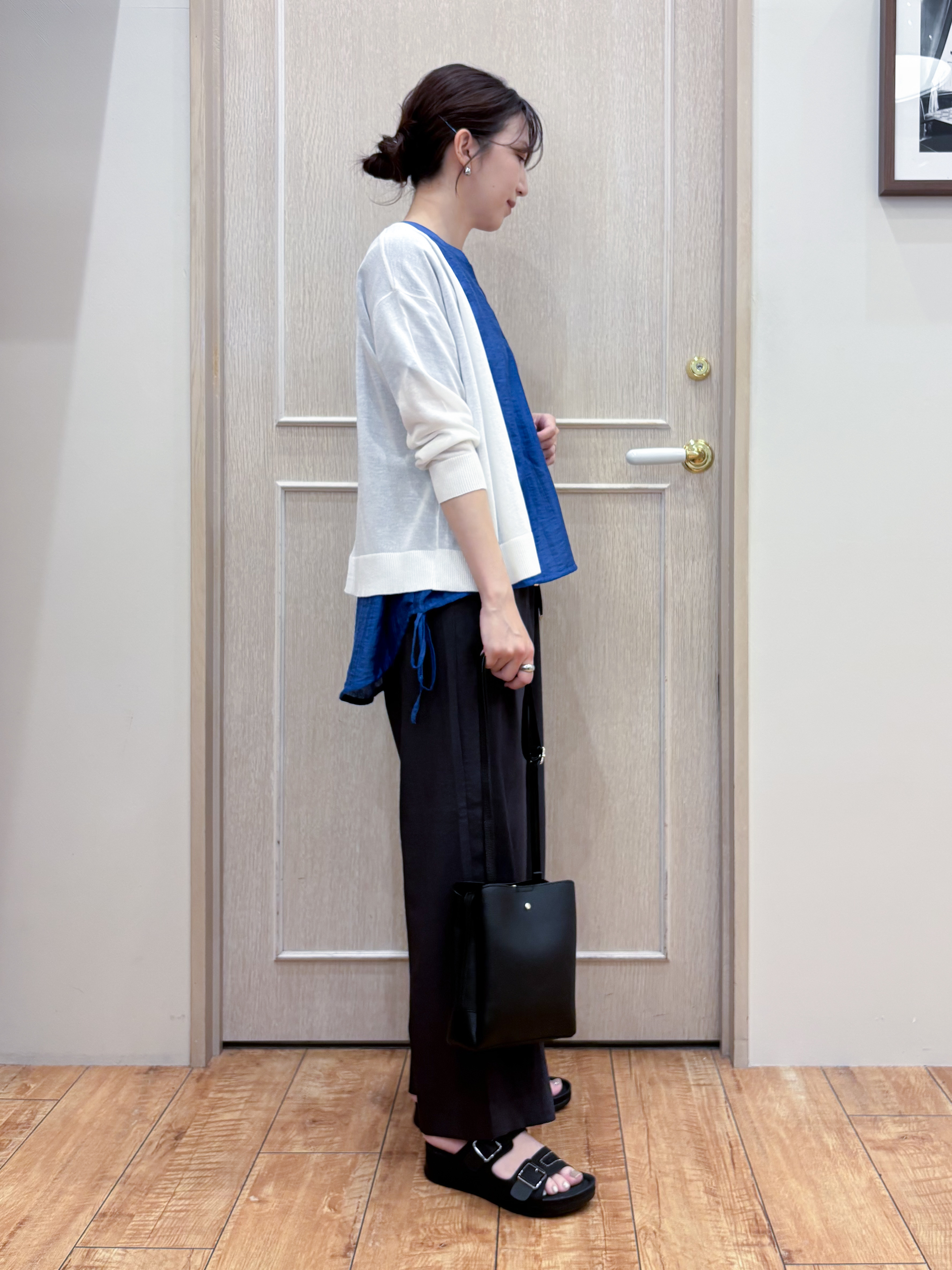 なみさんの「SHOO･LA･RUE｜【洗濯機可/S-LL】オンにもオフにも マルチに使えるボタンレスカーディガン」を使ったコーディネート