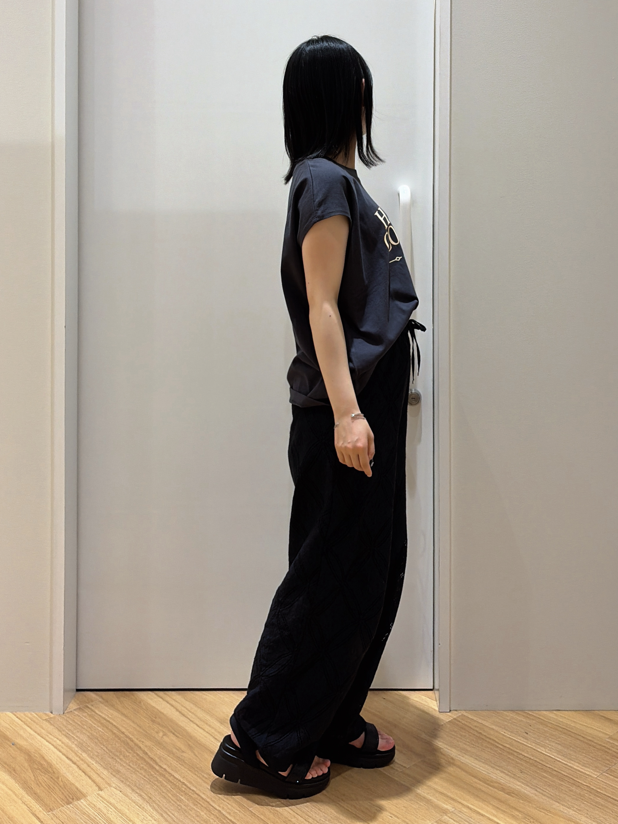 kanonさんの「grove｜【Lee&times;grove別注】PRINT　SLEEVELESS T-SHIRTS」を使ったコーディネート