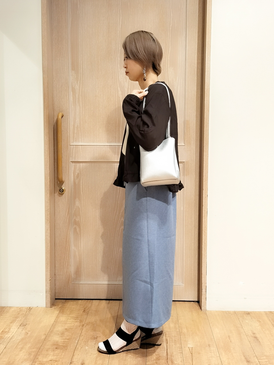 YUKIさんの「SHOO･LA･RUE｜【S-LL】軽やかな シアーライトブルゾン」を使ったコーディネート