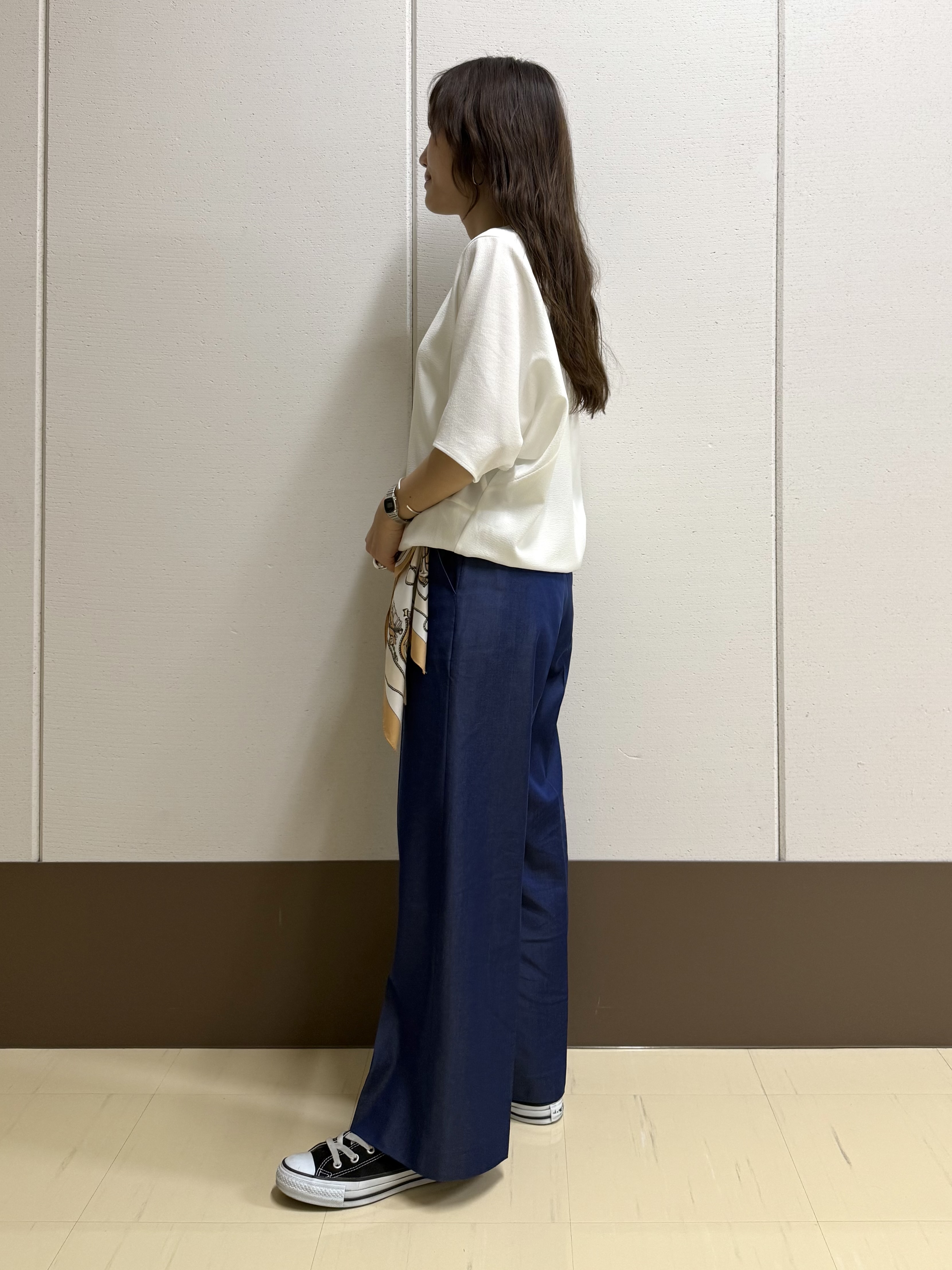 mamiさんの「INDIVI｜【洗える／2WAY／裾ドロスト付き】 ドルマンスリーブチュニックトップス」を使ったコーディネート