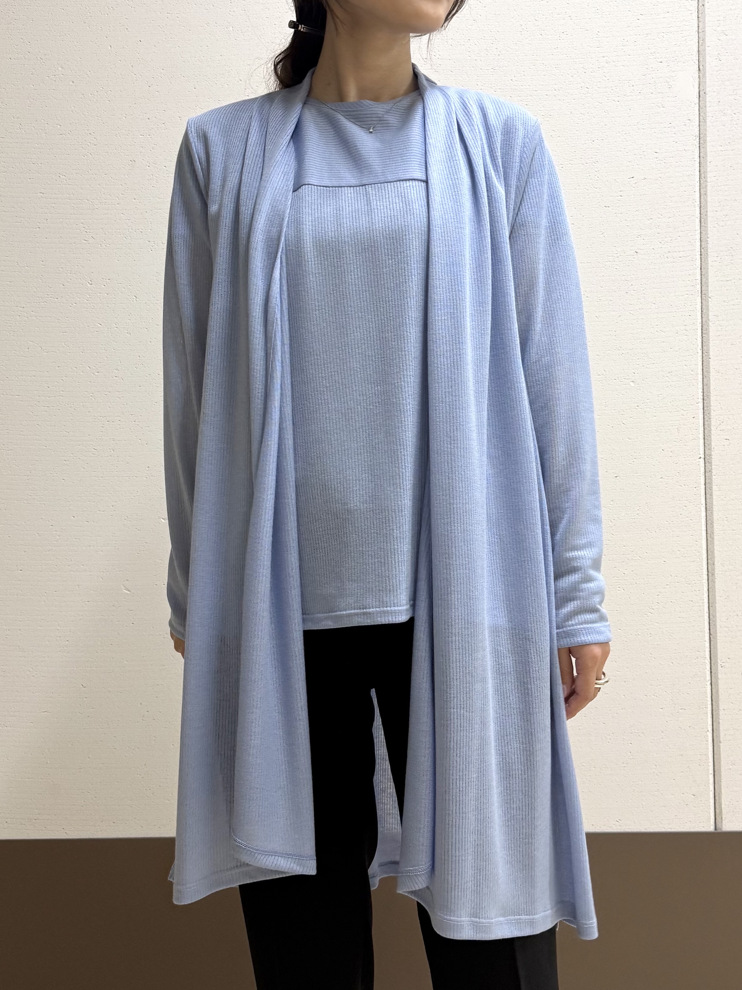 mamiさんの「INDIVI｜【洗える／アンサンブル可能】シアースストライプトップス」を使ったコーディネート