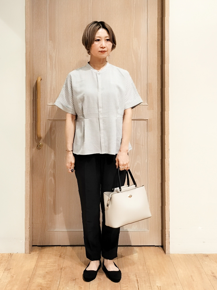 YUKIさんの「SHOO･LA･RUE｜【洗濯機可/S-LL】オンにもオフにも マルチに使えるボタンレスカーディガン」を使ったコーディネート