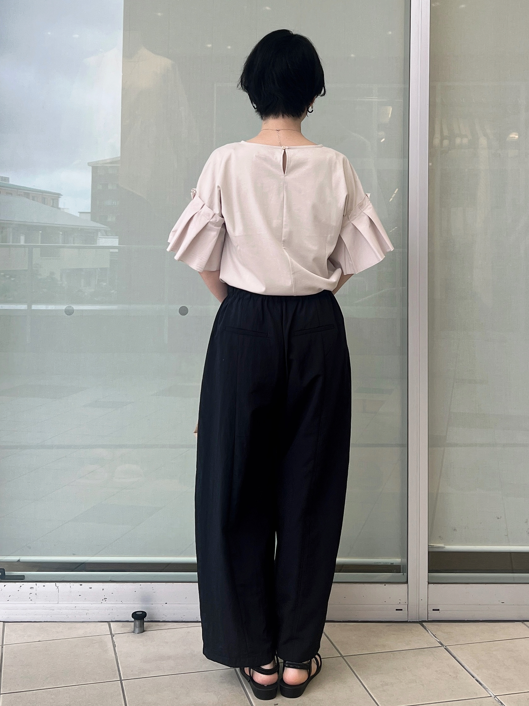 yo-koさんの「OPAQUE.CLIP｜【接触冷感】タックスリーブカットソー《洗濯機OK》」を使ったコーディネート