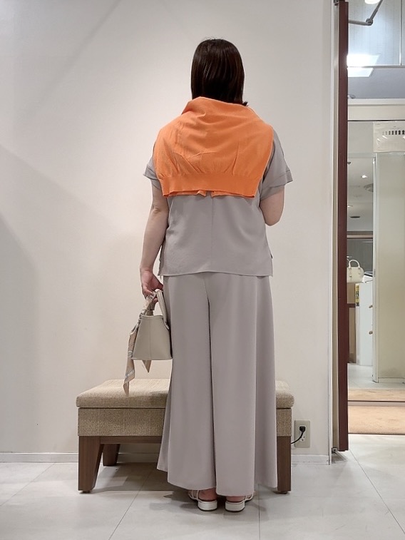 YUIさんの「UNTITLED｜◆【9色展開/アンサンブル可】コットンクルーネックカーディガン」を使ったコーディネート
