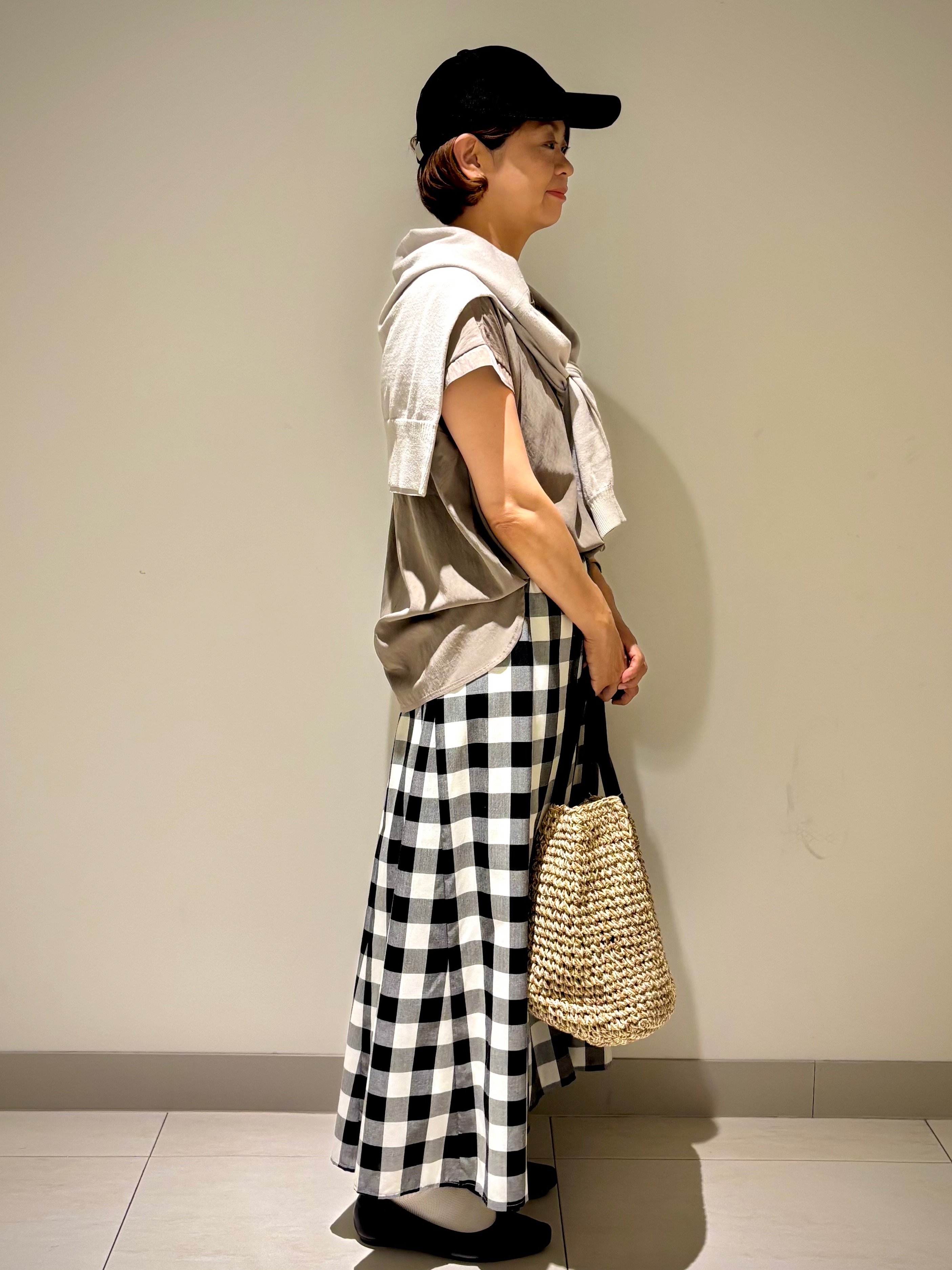 Haruさんの「Dessin｜バンドカラーフロントフリルブラウス」を使ったコーディネート