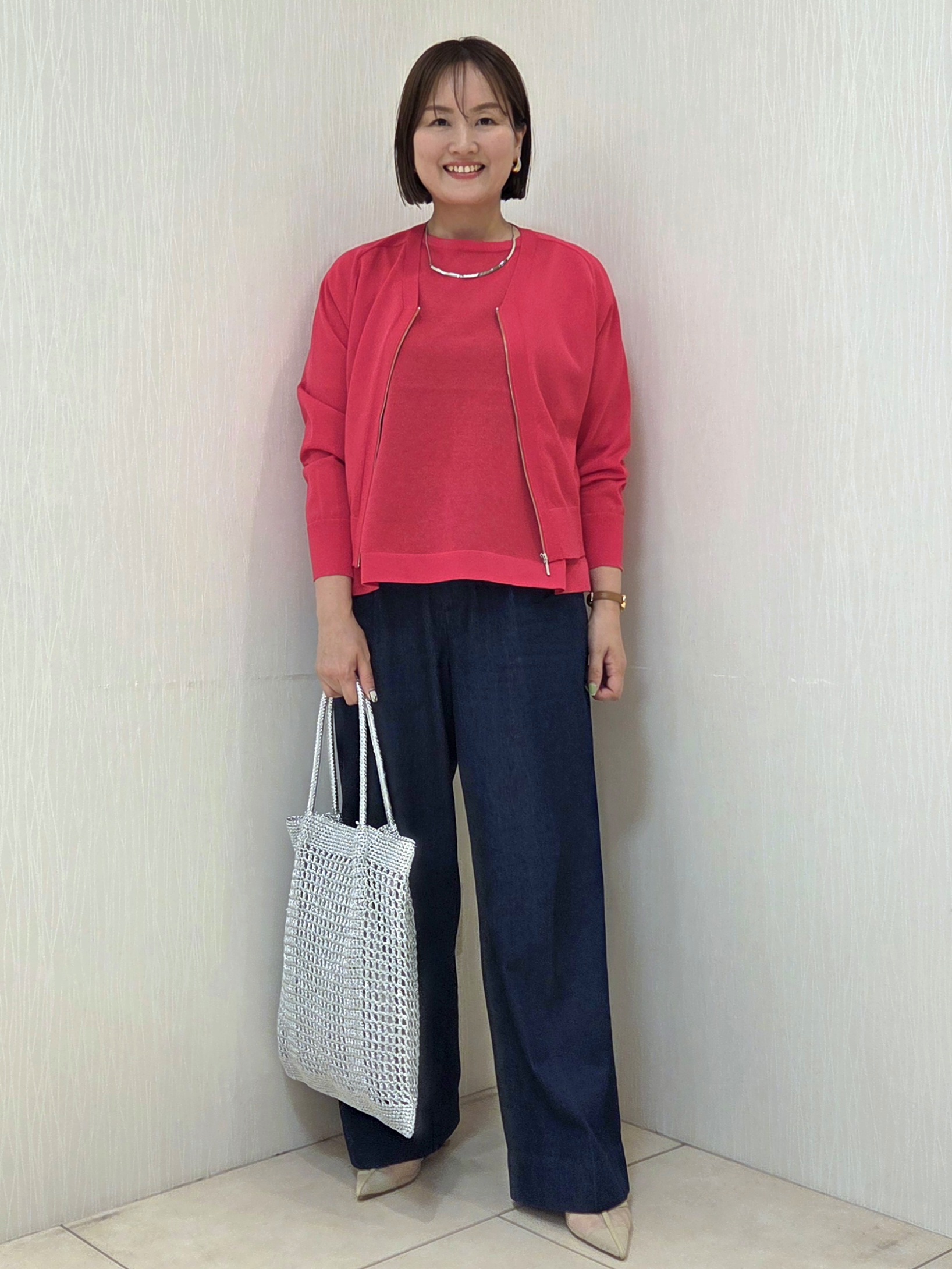 naokoさんの「UNTITLED｜【アンサンブル可/日除け・冷房対策】シアーレーヨンZIPカーディガン」を使ったコーディネート
