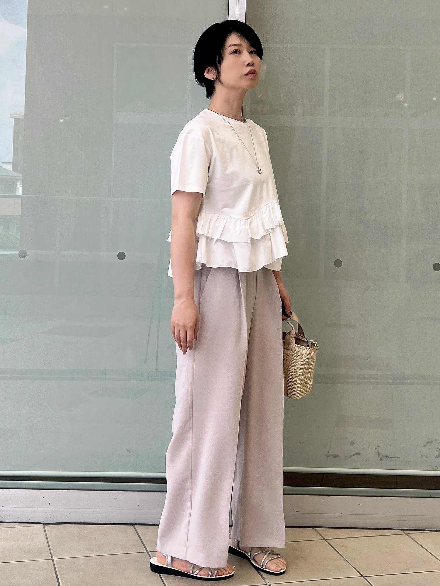 yo-koさんの「OPAQUE.CLIP｜裾フリルドッキングTシャツ【洗濯機OK】」を使ったコーディネート