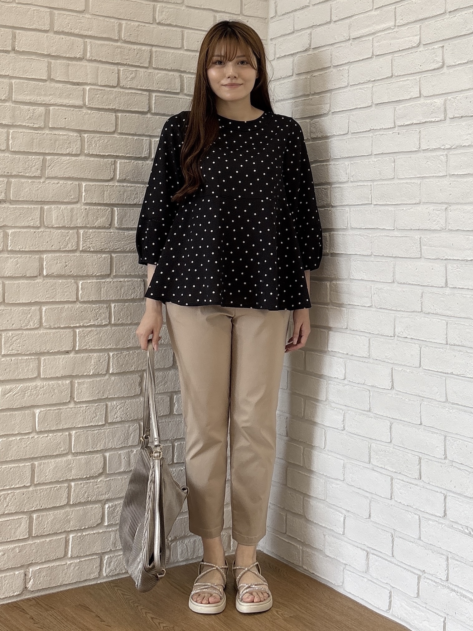 sayaさんの「grove｜【UVカット・体型カバーも叶う】麻調メッシュランタンスリーブブラウス」を使ったコーディネート