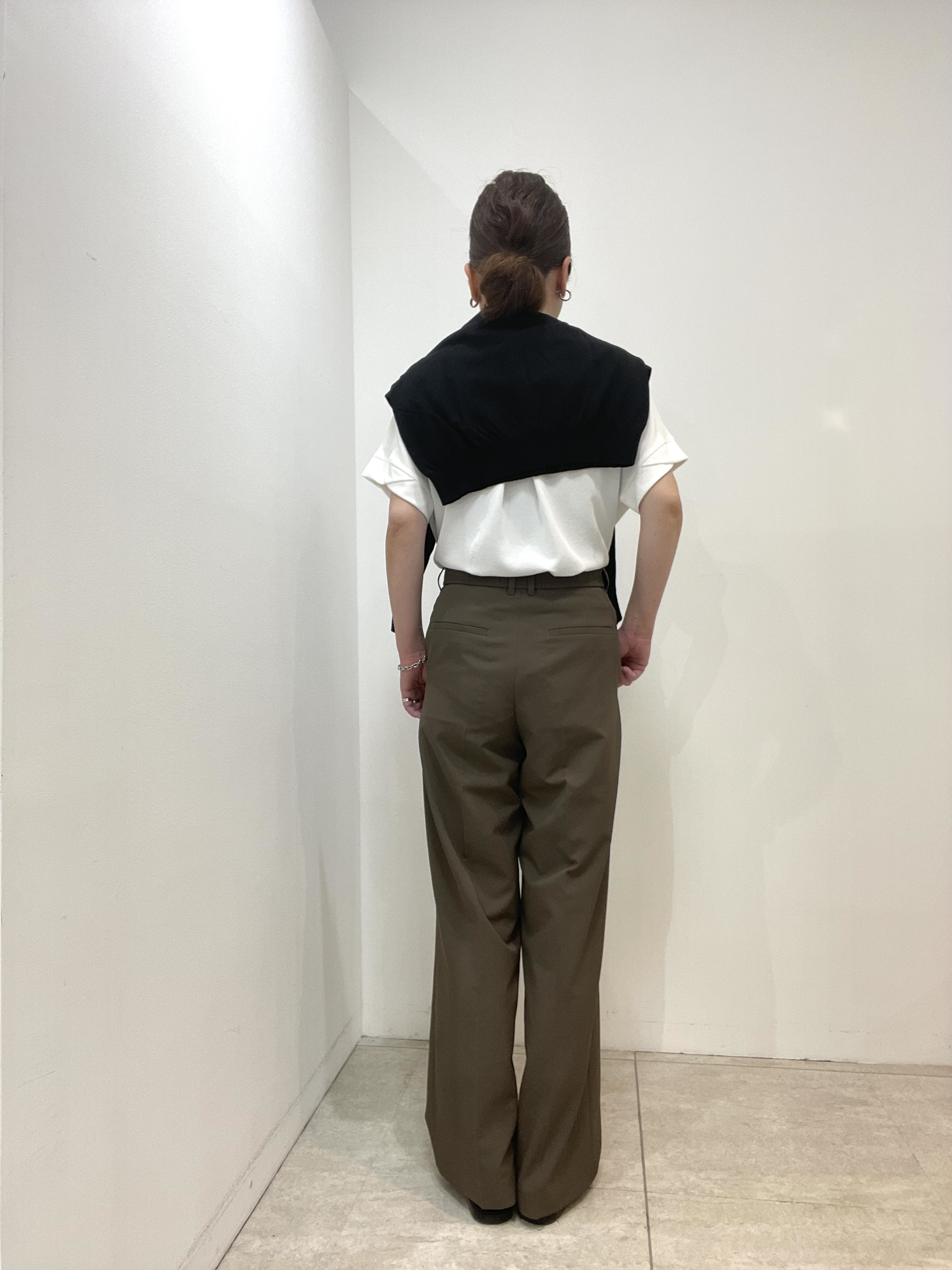 Wachiさんの「UNTITLED｜◆【9色展開/アンサンブル可】コットンクルーネックカーディガン」を使ったコーディネート