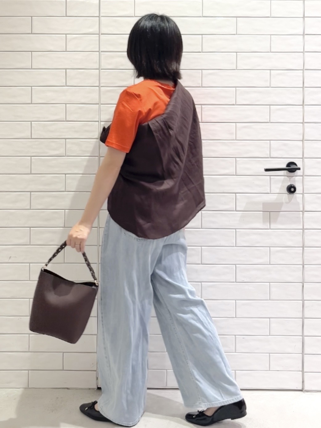 しおりさんの「OPAQUE.CLIP｜フレンチリネンシャツ／カシュクール【洗濯機OK】《5col》」を使ったコーディネート