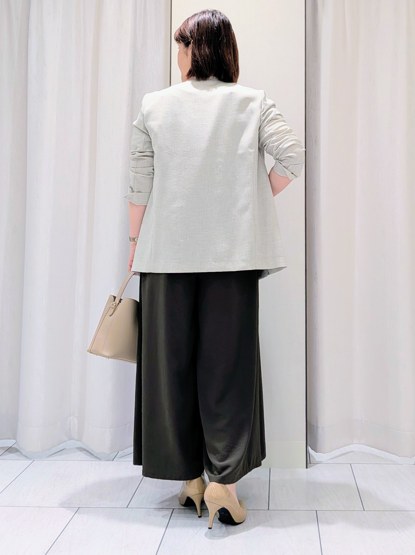 Onumaさんの「UNTITLED｜◆【さらりと快適/セットアップ可/UV/接触冷感】スラブカラーレスジャケット」を使ったコーディネート