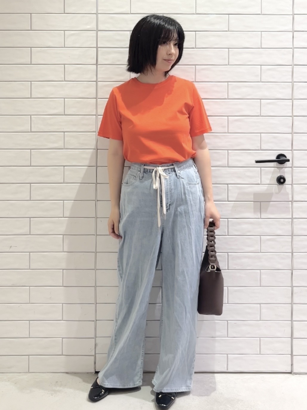 しおりさんの「OPAQUE.CLIP｜ベーシックTシャツ／オーガニックコットン混【洗濯機OK】」を使ったコーディネート