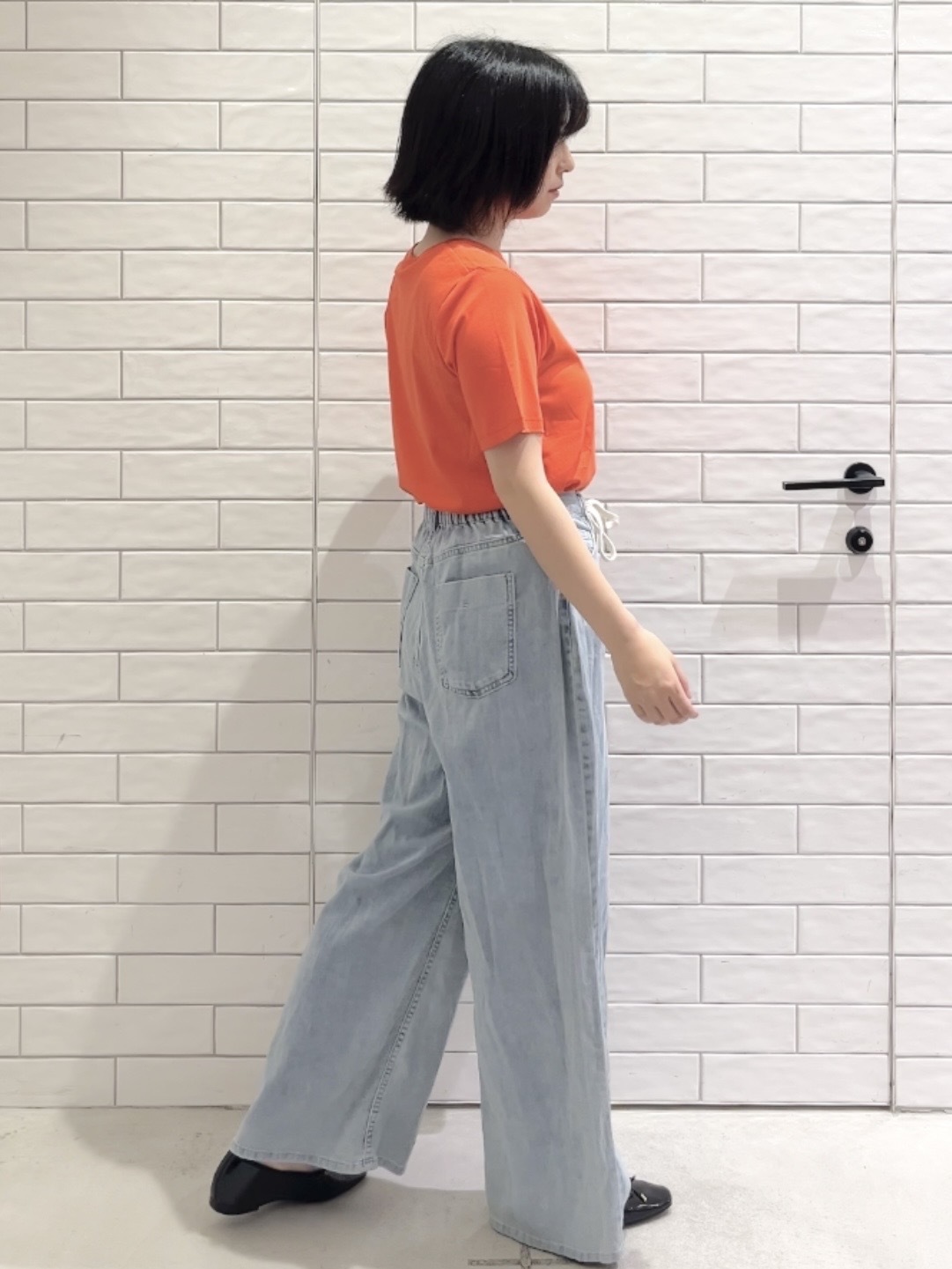 しおりさんの「OPAQUE.CLIP｜ベーシックTシャツ／オーガニックコットン混【洗濯機OK】」を使ったコーディネート