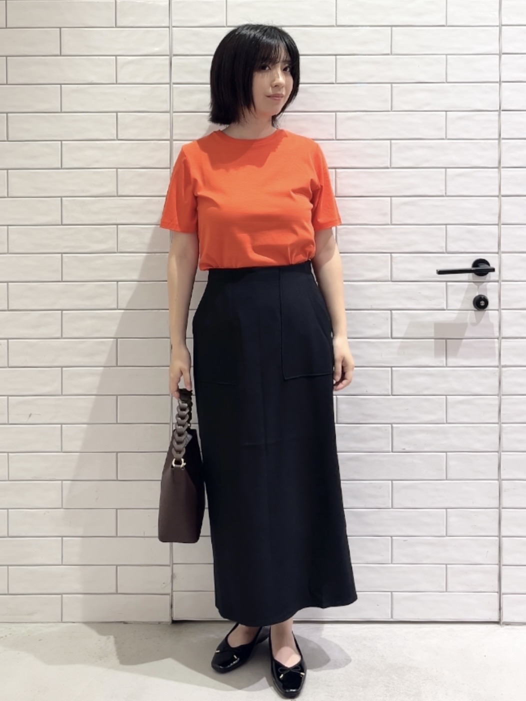 しおりさんの「OPAQUE.CLIP｜ベーシックTシャツ／オーガニックコットン混【洗濯機OK】」を使ったコーディネート