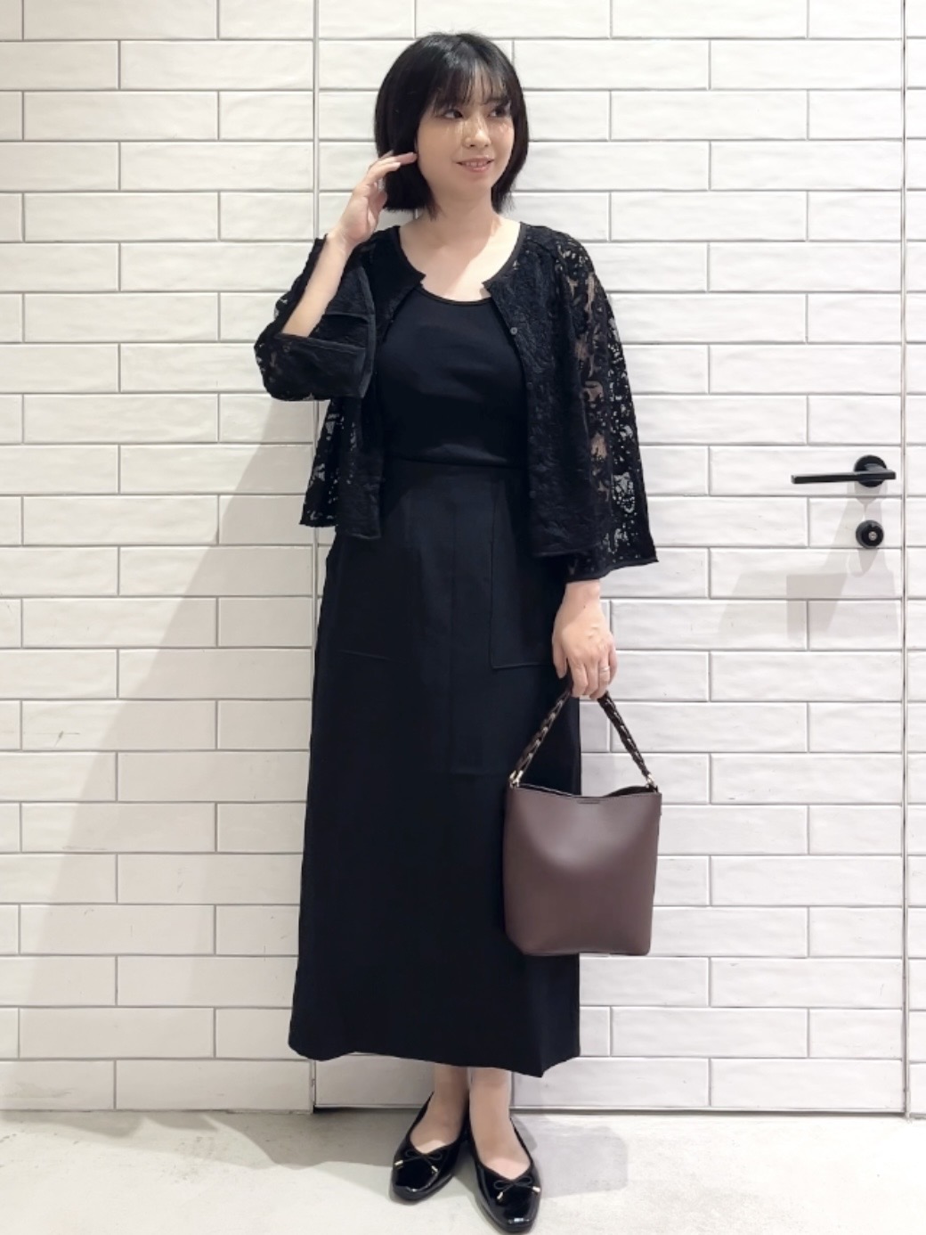 しおりさんの「OPAQUE.CLIP｜刺繍レースショートブラウス【洗える】」を使ったコーディネート