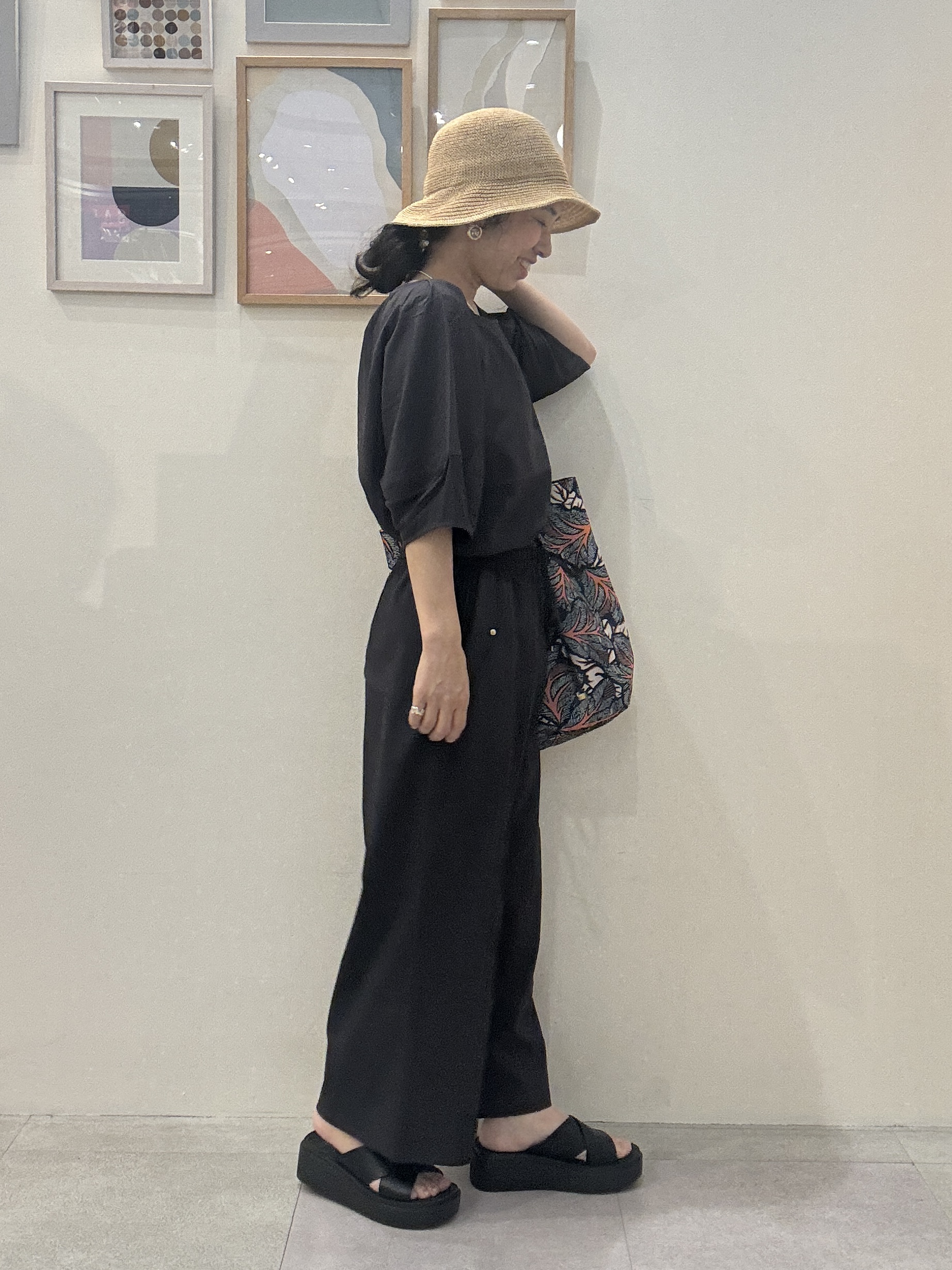 たけぴさんの「SHOO･LA･RUE｜【S-LL/洗濯機可/セットアップ可】軽凛(かろりん) タックブラウス」を使ったコーディネート