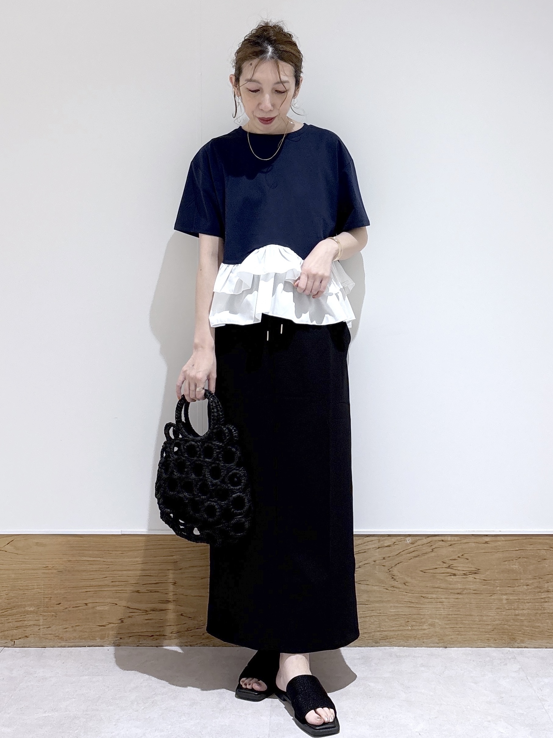 はなさんの「OPAQUE.CLIP｜裾フリルドッキングTシャツ【洗濯機OK】」を使ったコーディネート