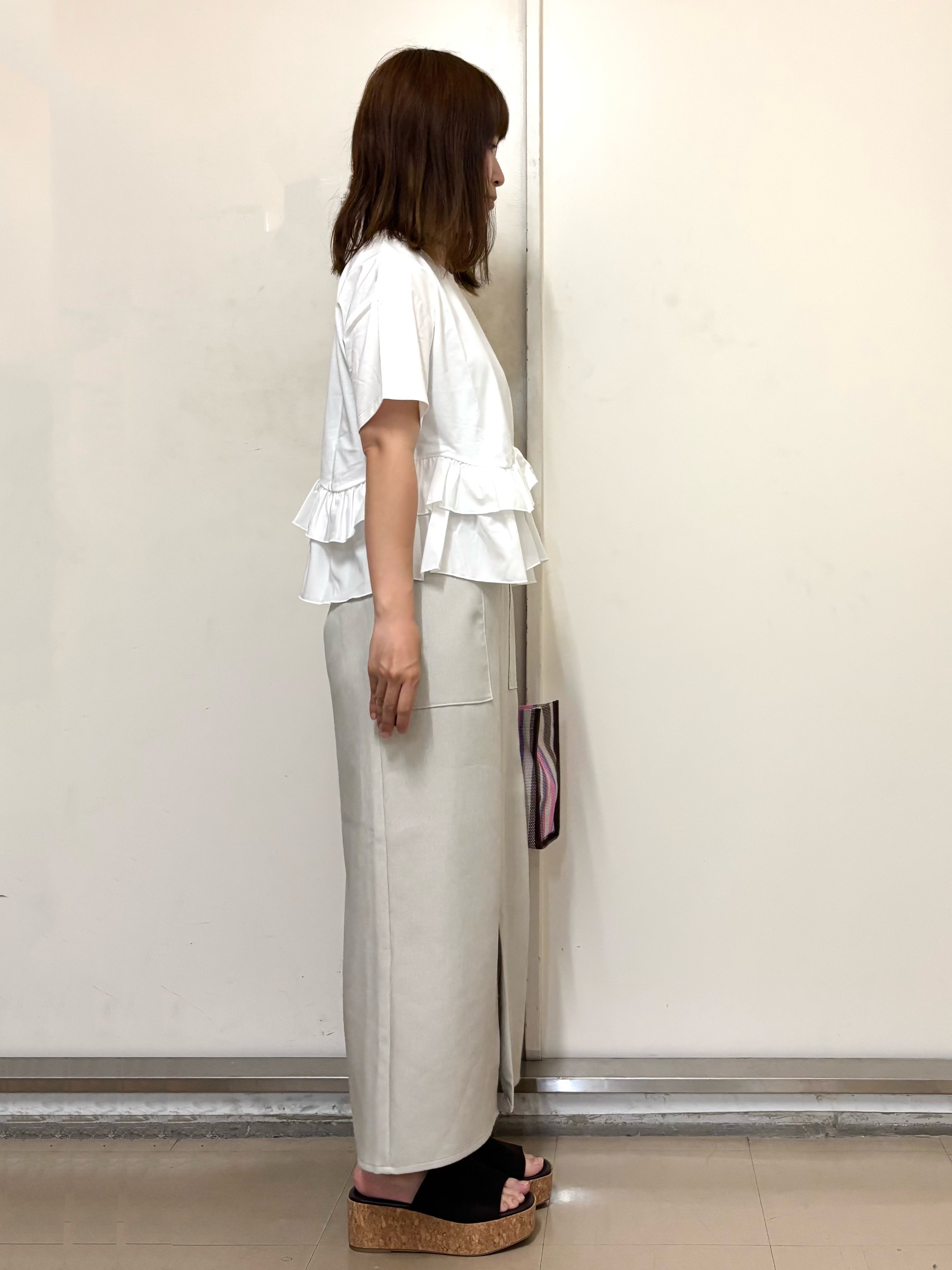 やまさんの「OPAQUE.CLIP｜裾フリルドッキングTシャツ【洗濯機OK】」を使ったコーディネート