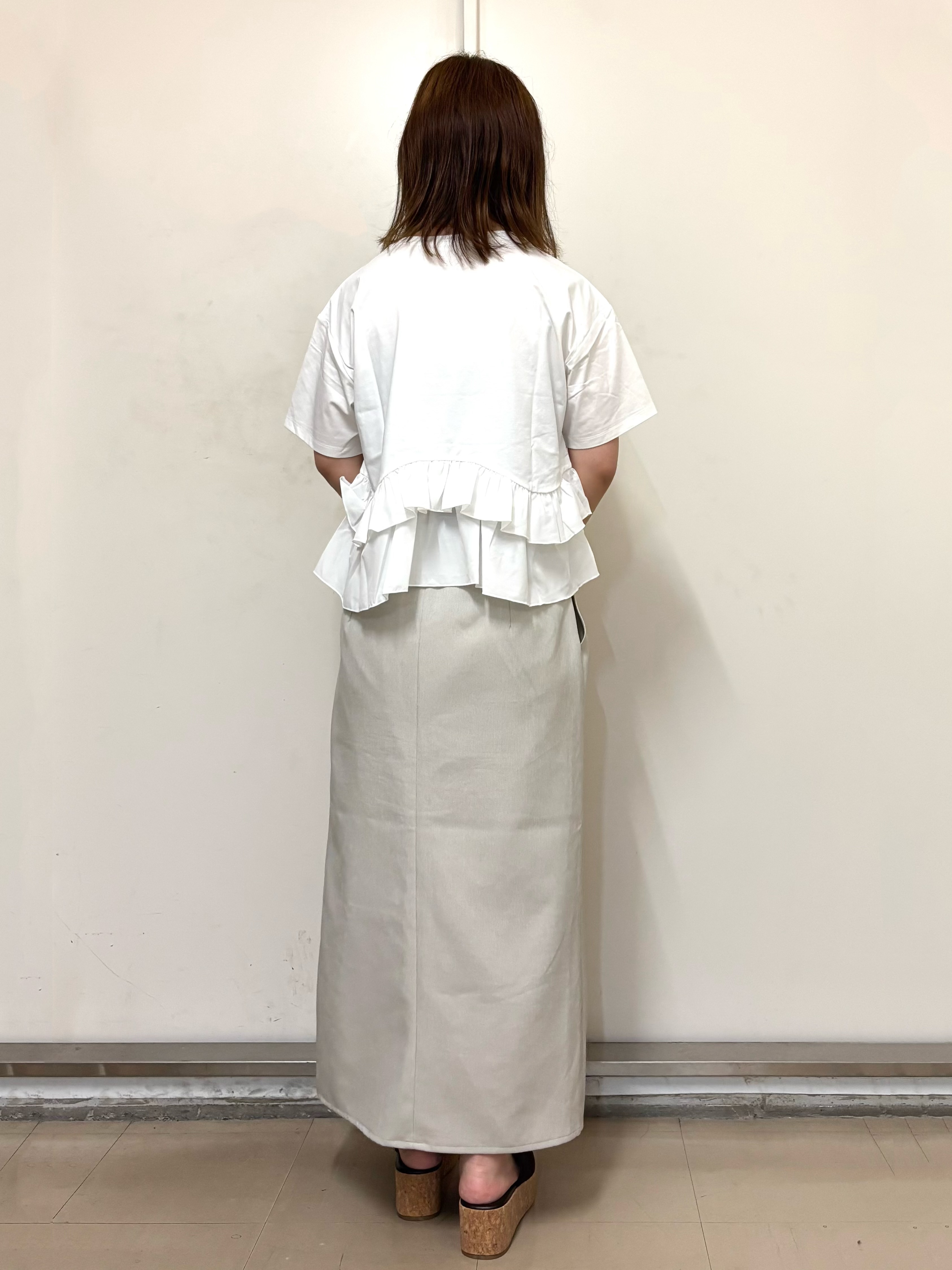 やまさんの「OPAQUE.CLIP｜裾フリルドッキングTシャツ【洗濯機OK】」を使ったコーディネート