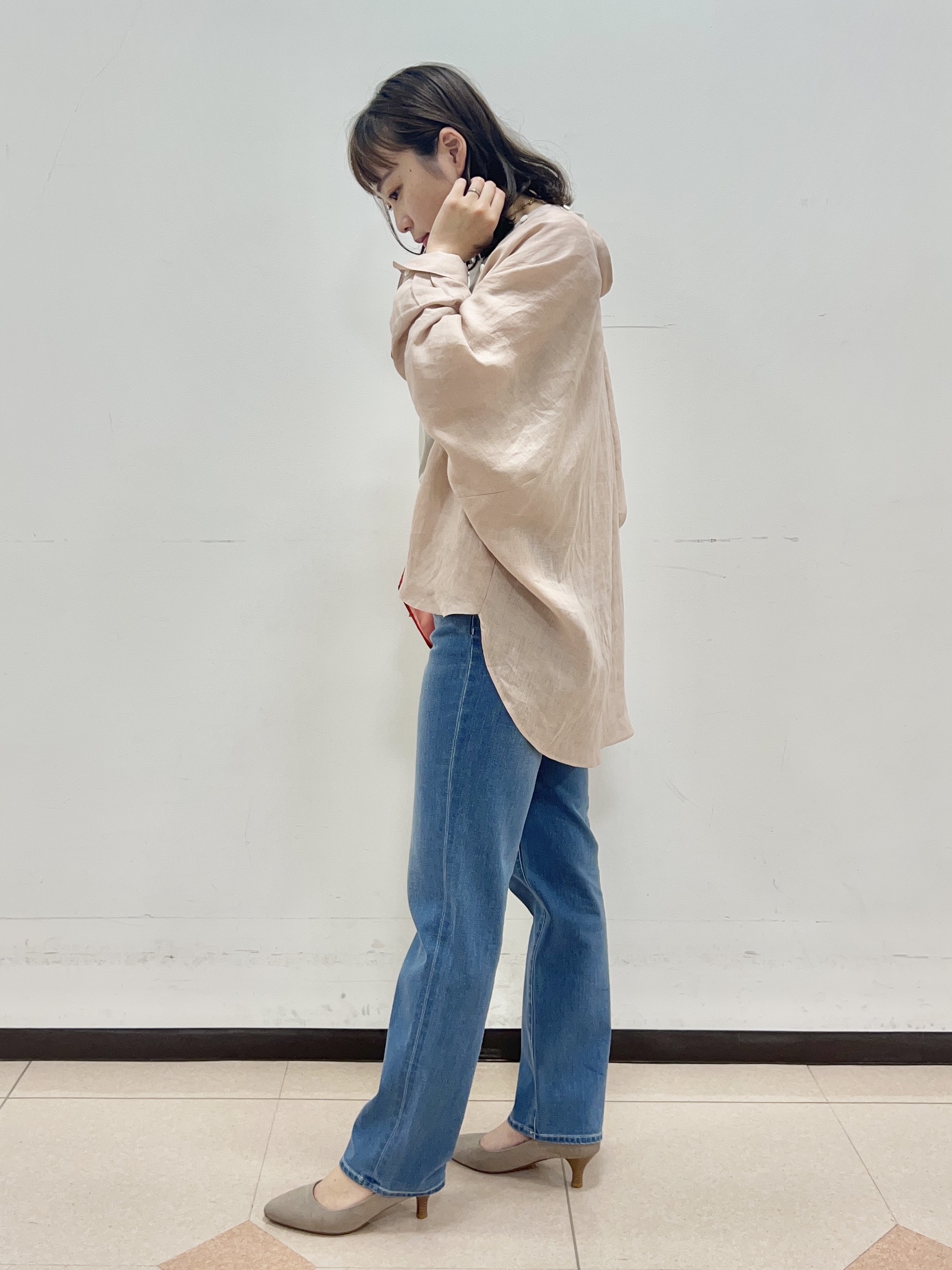 りおさんの「UNTITLED｜【麻100】リネンドルマンシャツ」を使ったコーディネート