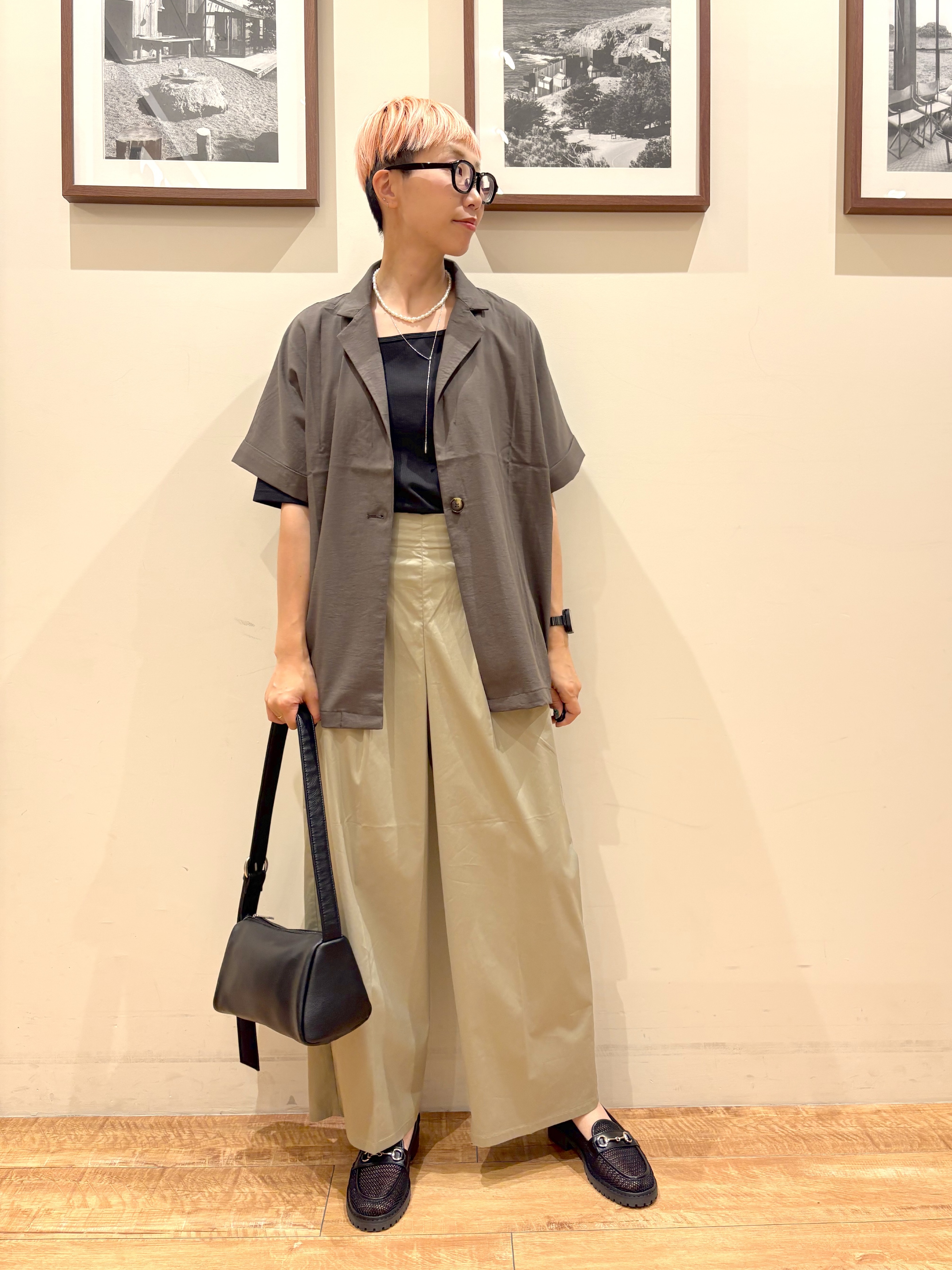Ayumiさんの「SHOO･LA･RUE｜【高レビュー/洗濯機可/セットアップ可】軽凛(かろりん) 半袖ジャケット」を使ったコーディネート