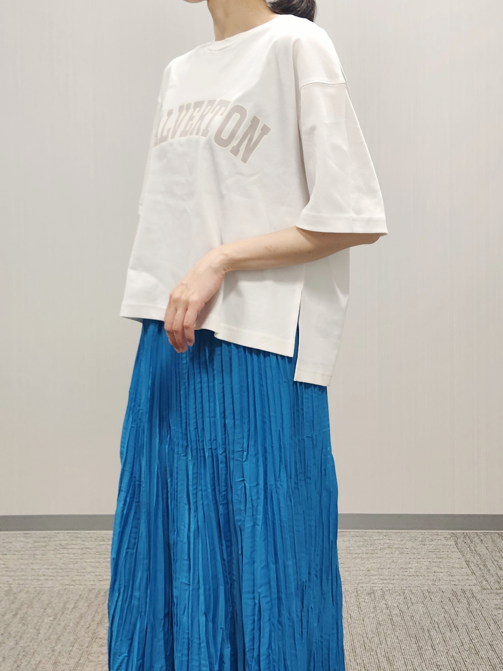 naraさんの「Dessin｜【撥水加工】ロゴプリントTシャツ」を使ったコーディネート