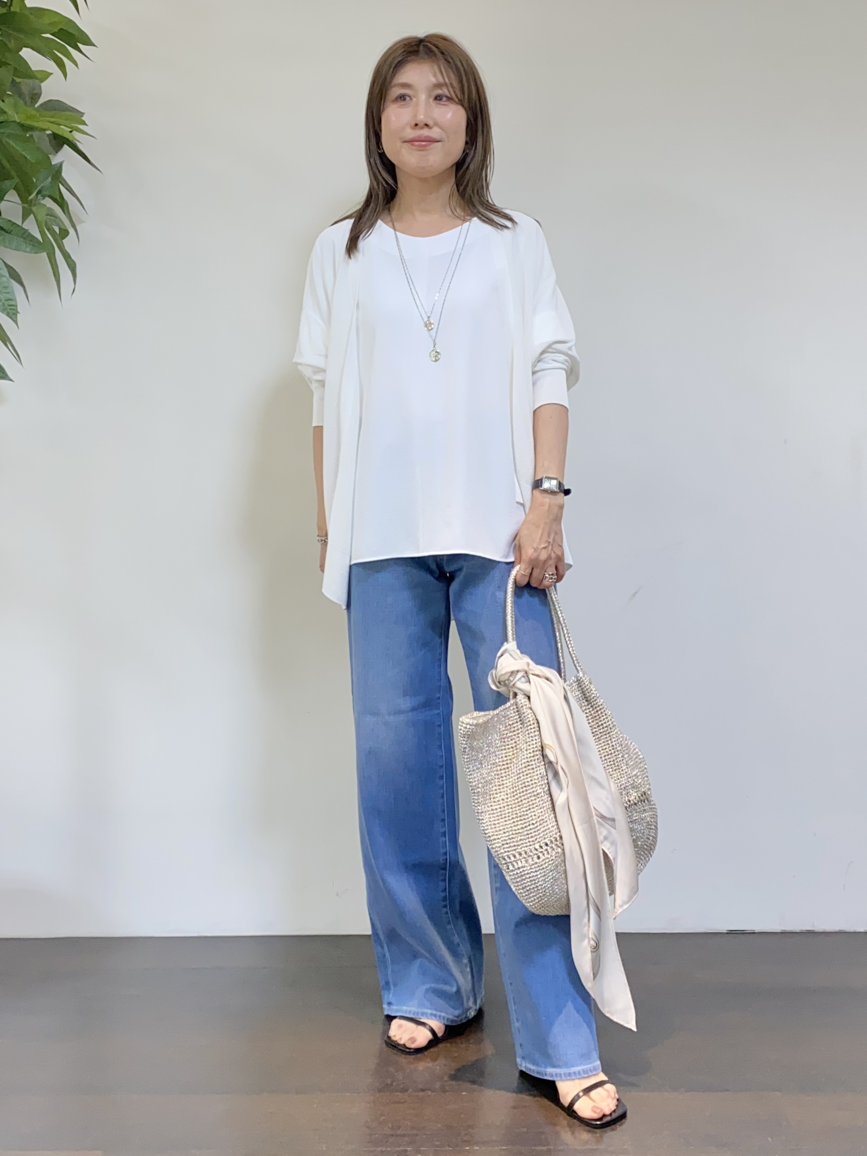 tomoさんの「UNTITLED｜【日除け・冷房対策に】コットンリネンカーディガン」を使ったコーディネート