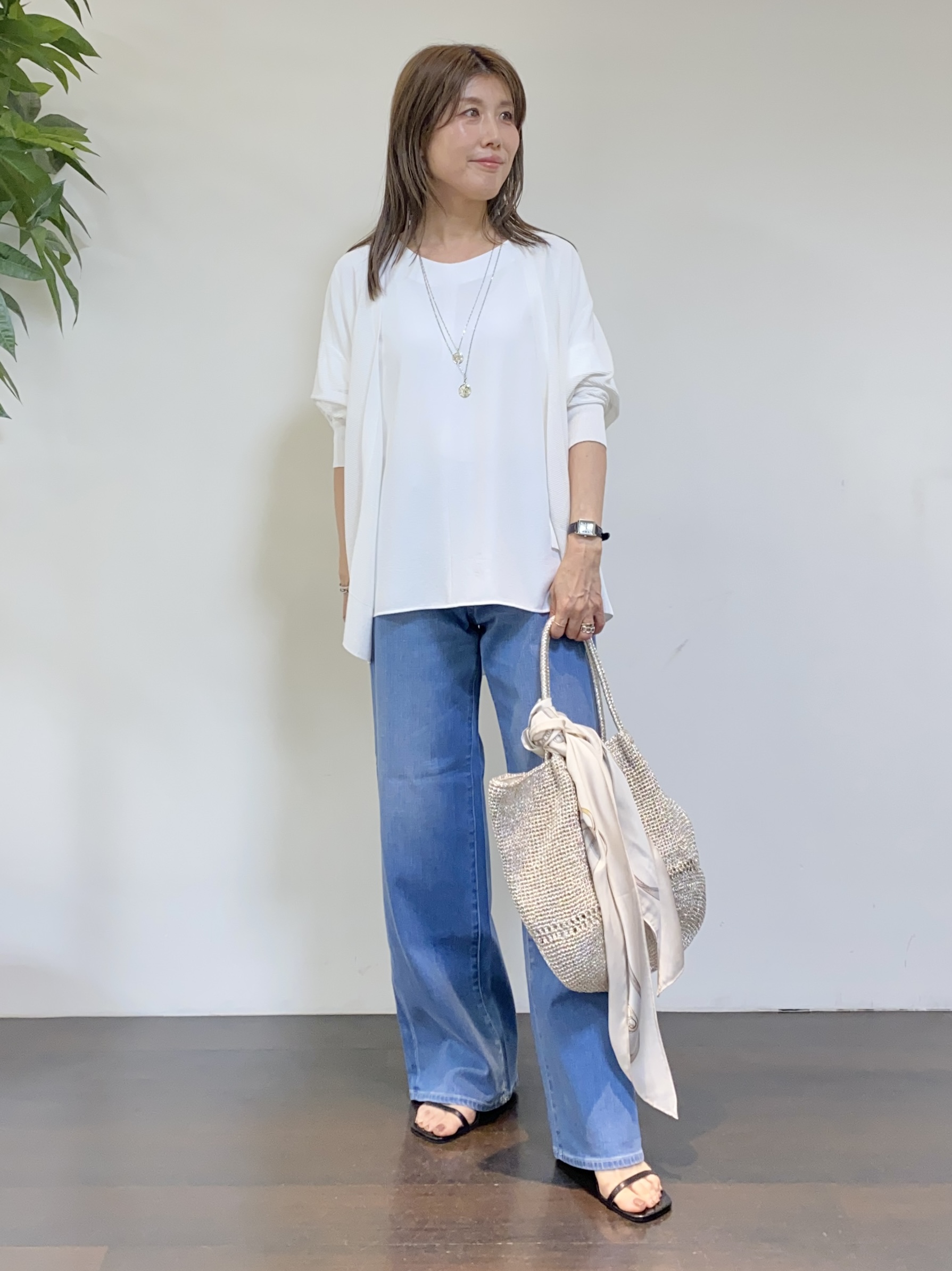 tomoさんの「UNTITLED｜【日除け・冷房対策に】コットンリネンカーディガン」を使ったコーディネート
