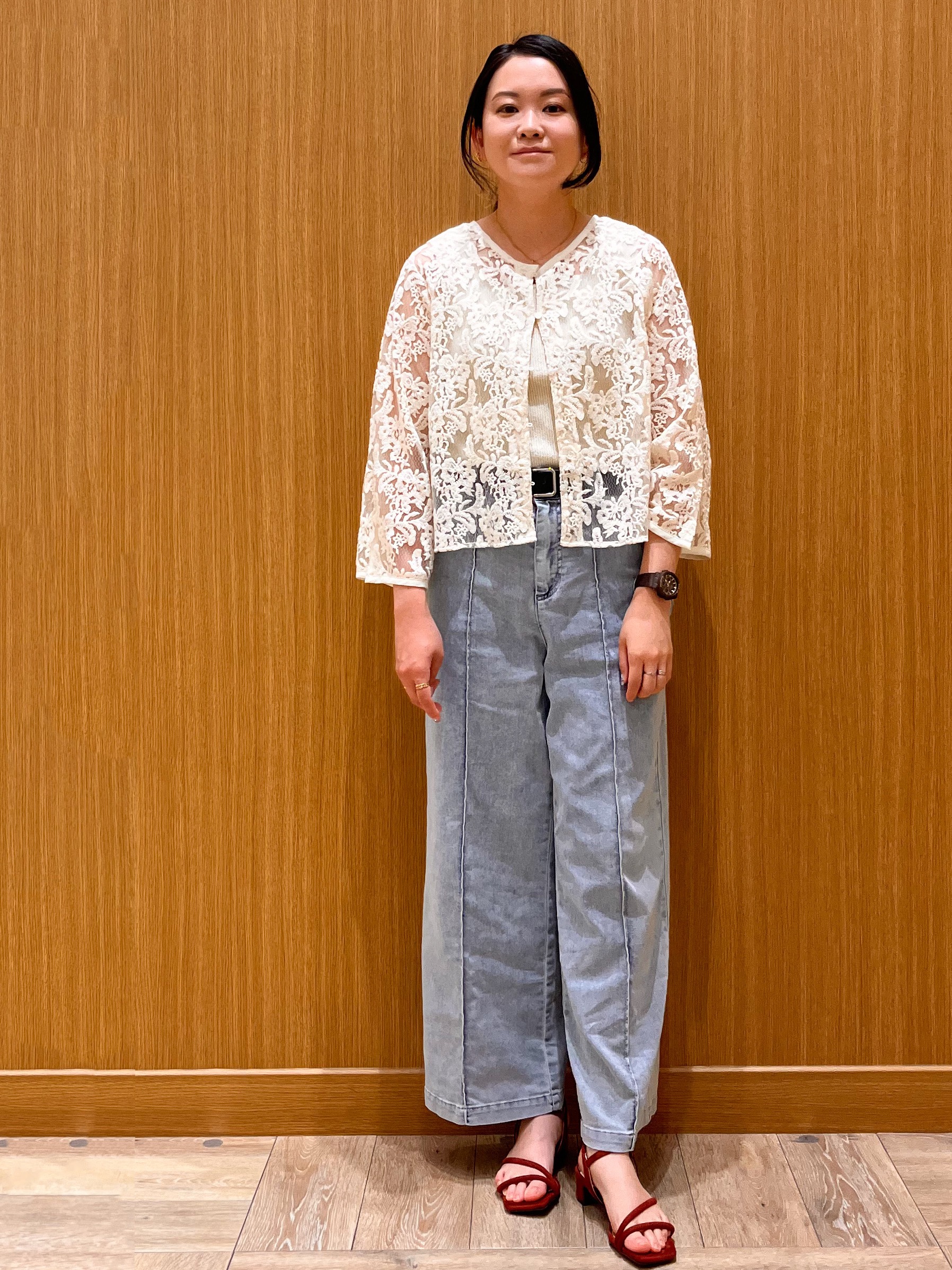 aさんの「OPAQUE.CLIP｜刺繍レースショートブラウス【洗える】」を使ったコーディネート