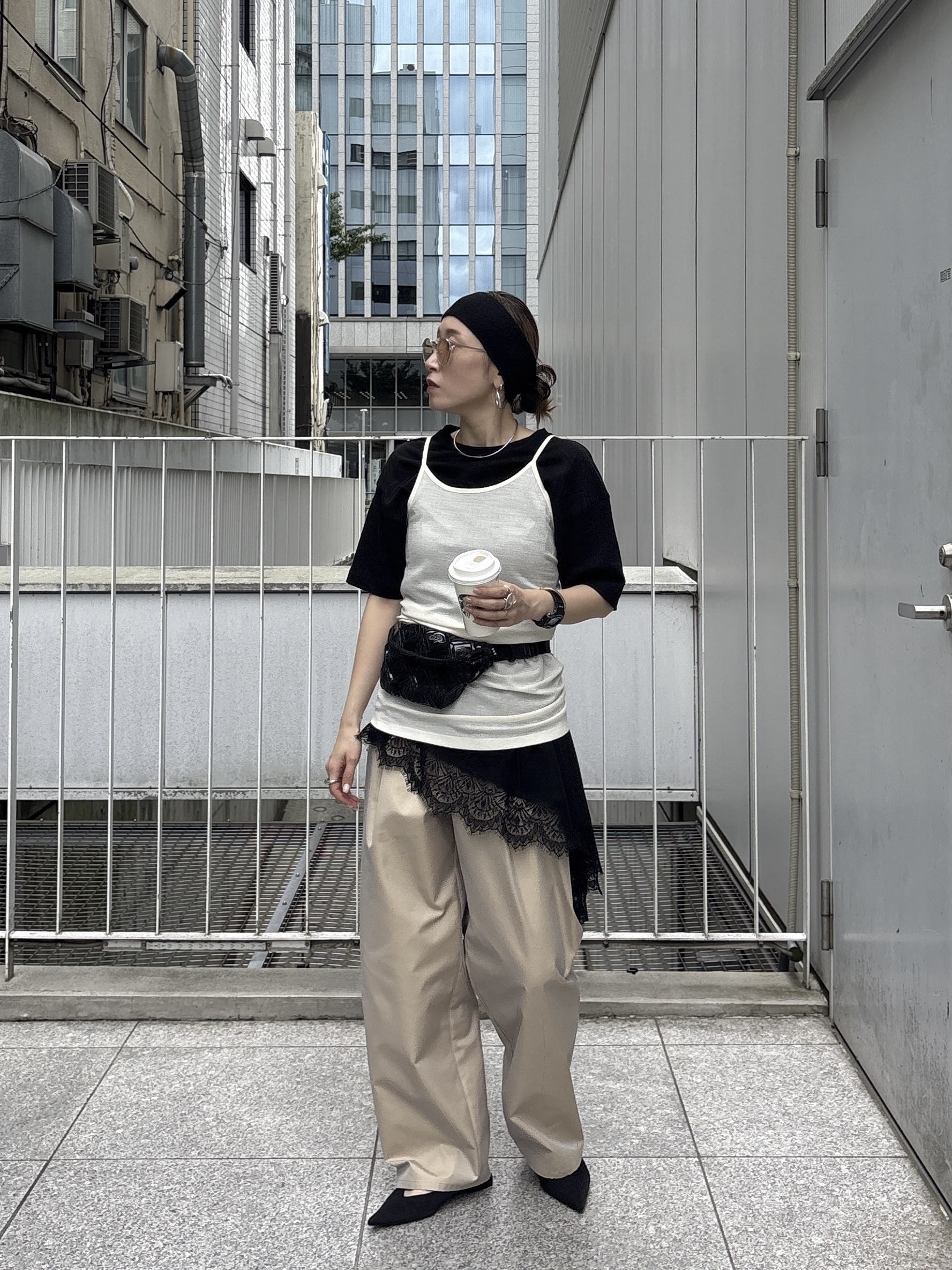 kotakiさんの「INDIVI｜裾レースアシメカットソー」を使ったコーディネート