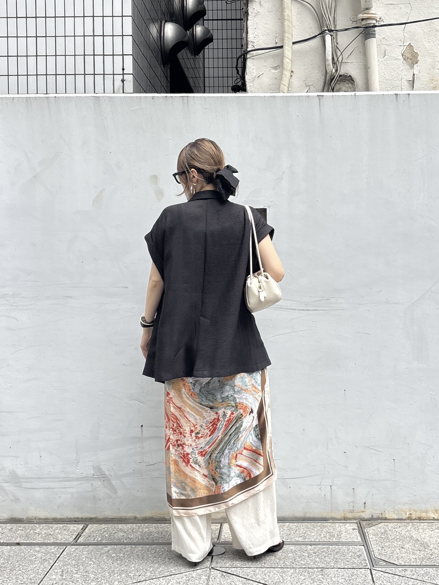 kotakiさんの「INDIVI｜ワッシャーシアー半袖ダブルジャケット」を使ったコーディネート