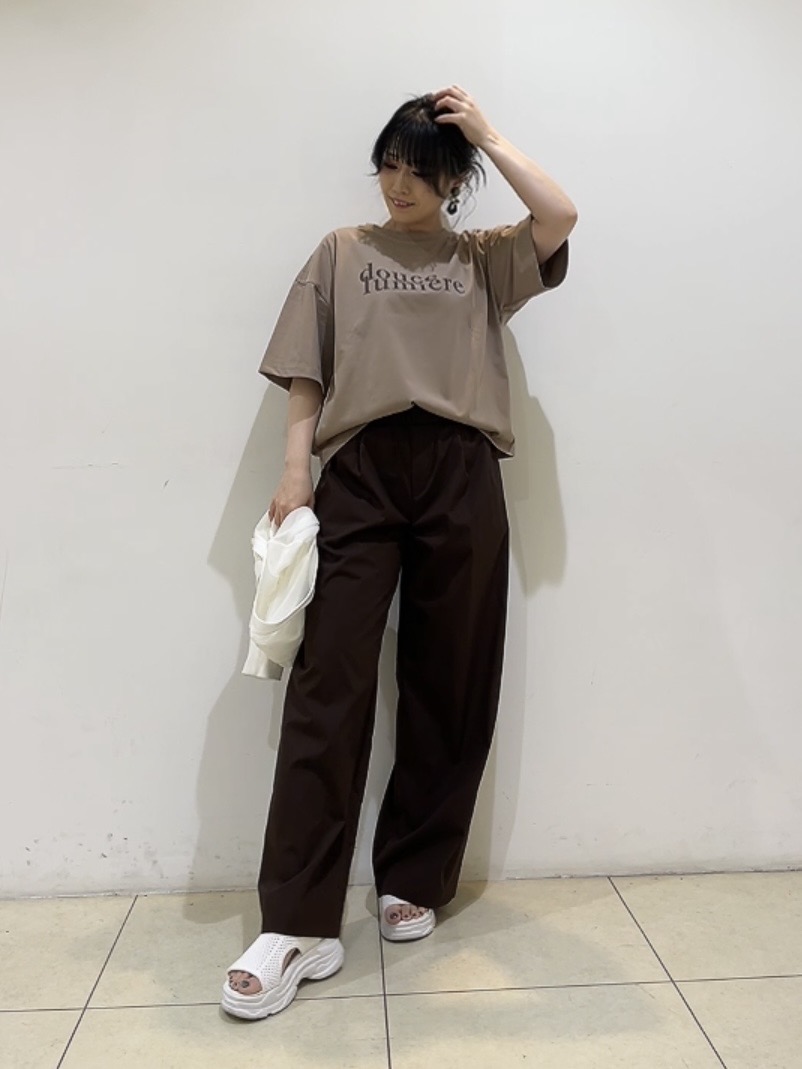 watanabeさんの「UNTITLED｜【7色展開/ゆったり/ショート丈】シアートリコットカーディガン」を使ったコーディネート