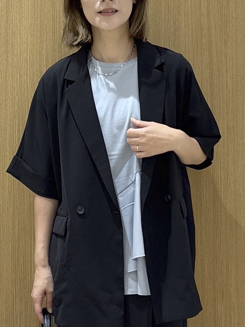 たけねぇさんの「OPAQUE.CLIP｜【接触冷感／吸水速乾／防シワ】リネンライクテーラードジャケット《洗濯機OK》」を使ったコーディネート