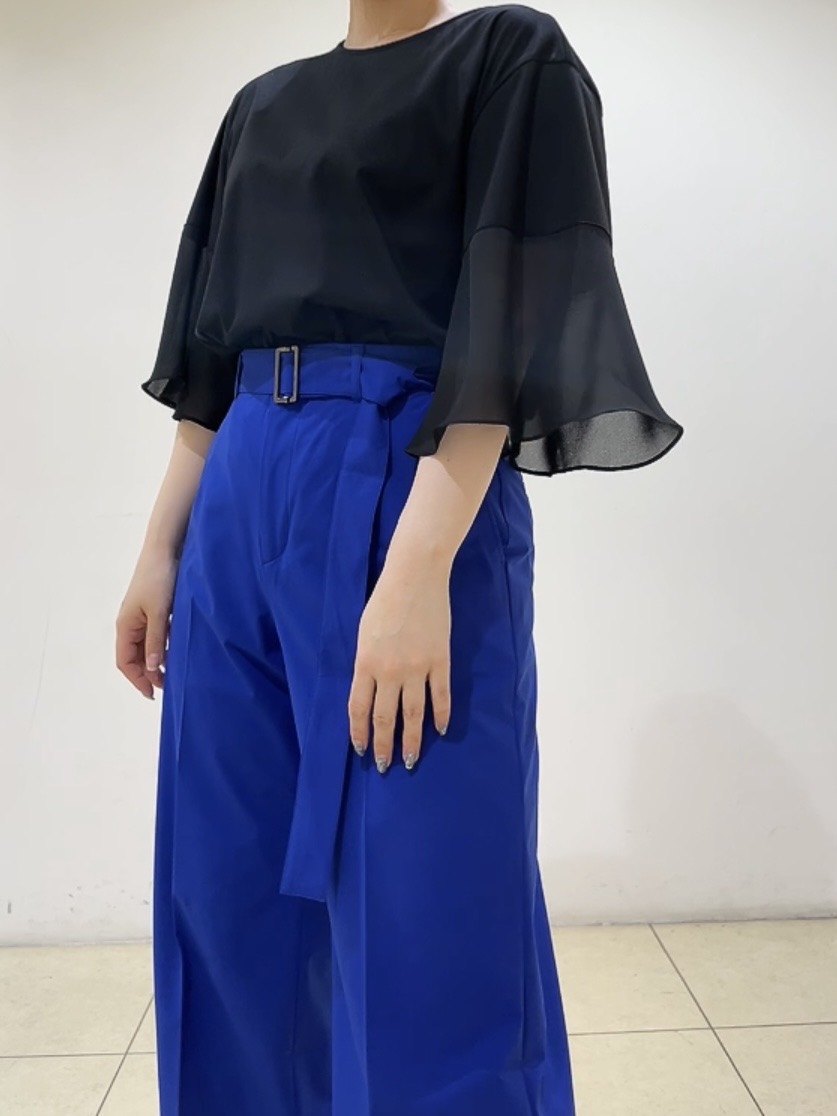 watanabeさんの「UNTITLED｜【洗える/華奢見え】袖シアープルオーバー」を使ったコーディネート
