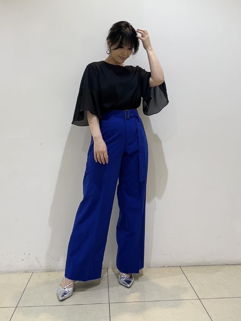 watanabeさんの「UNTITLED｜【洗える/華奢見え】袖シアープルオーバー」を使ったコーディネート