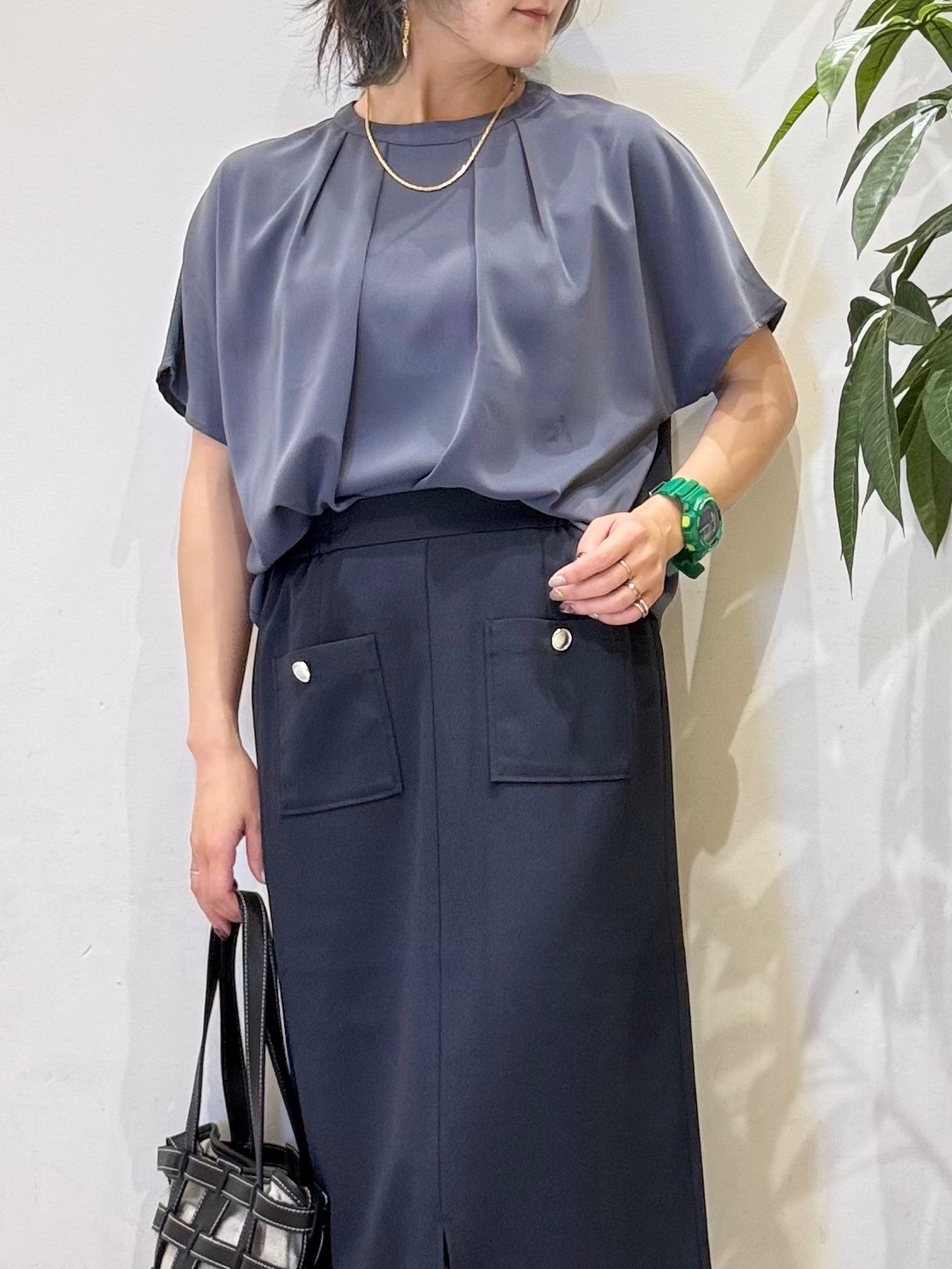 misakiさんの「SHOO･LA･RUE｜【UV/通勤】洗濯後しわになりにくい 上品配色ブラウス」を使ったコーディネート