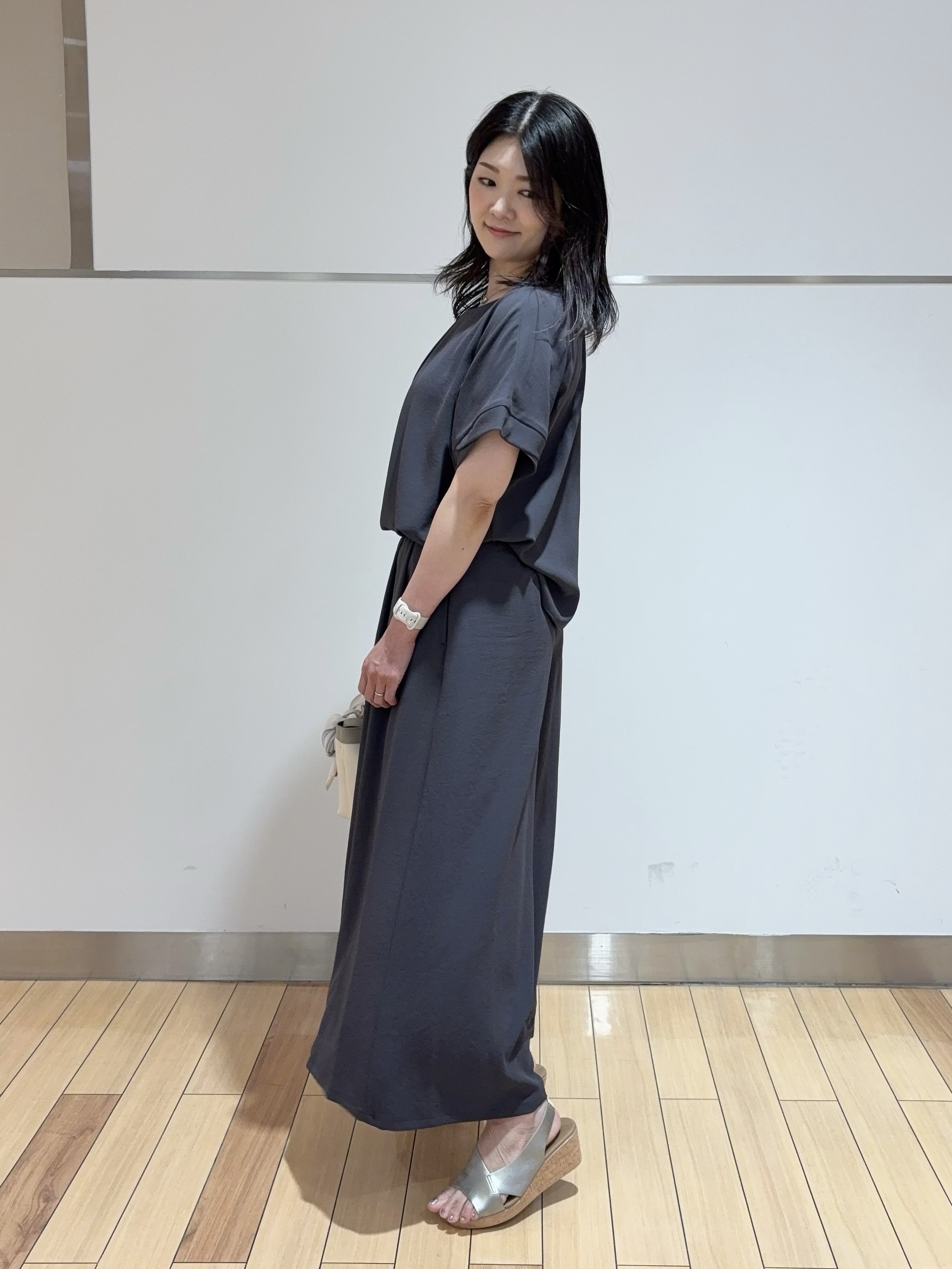 misaさんの「UNTITLED｜【セットアップ可/UVカット/前後2WAY】リラクシーフレンチスリーブブラウス」を使ったコーディネート