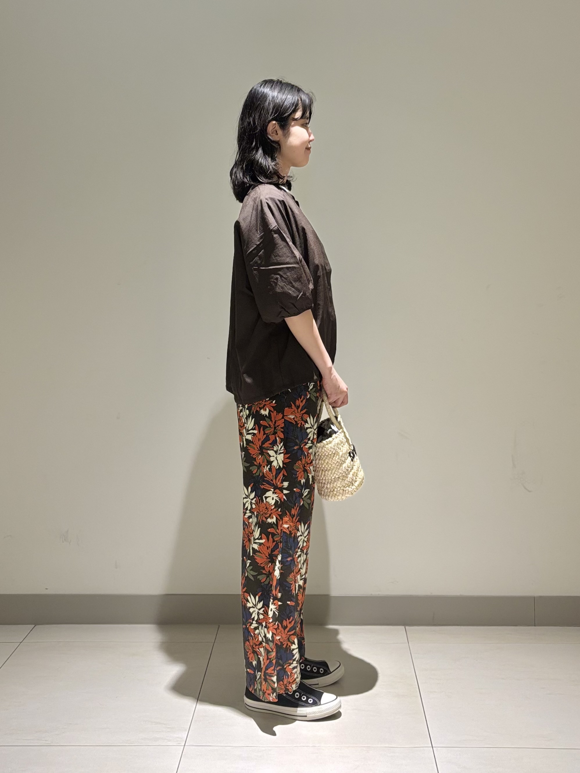 mayuさんの「Dessin｜【高通気/セットアップ可】ハーフスリーブドロストシャツブラウス」を使ったコーディネート