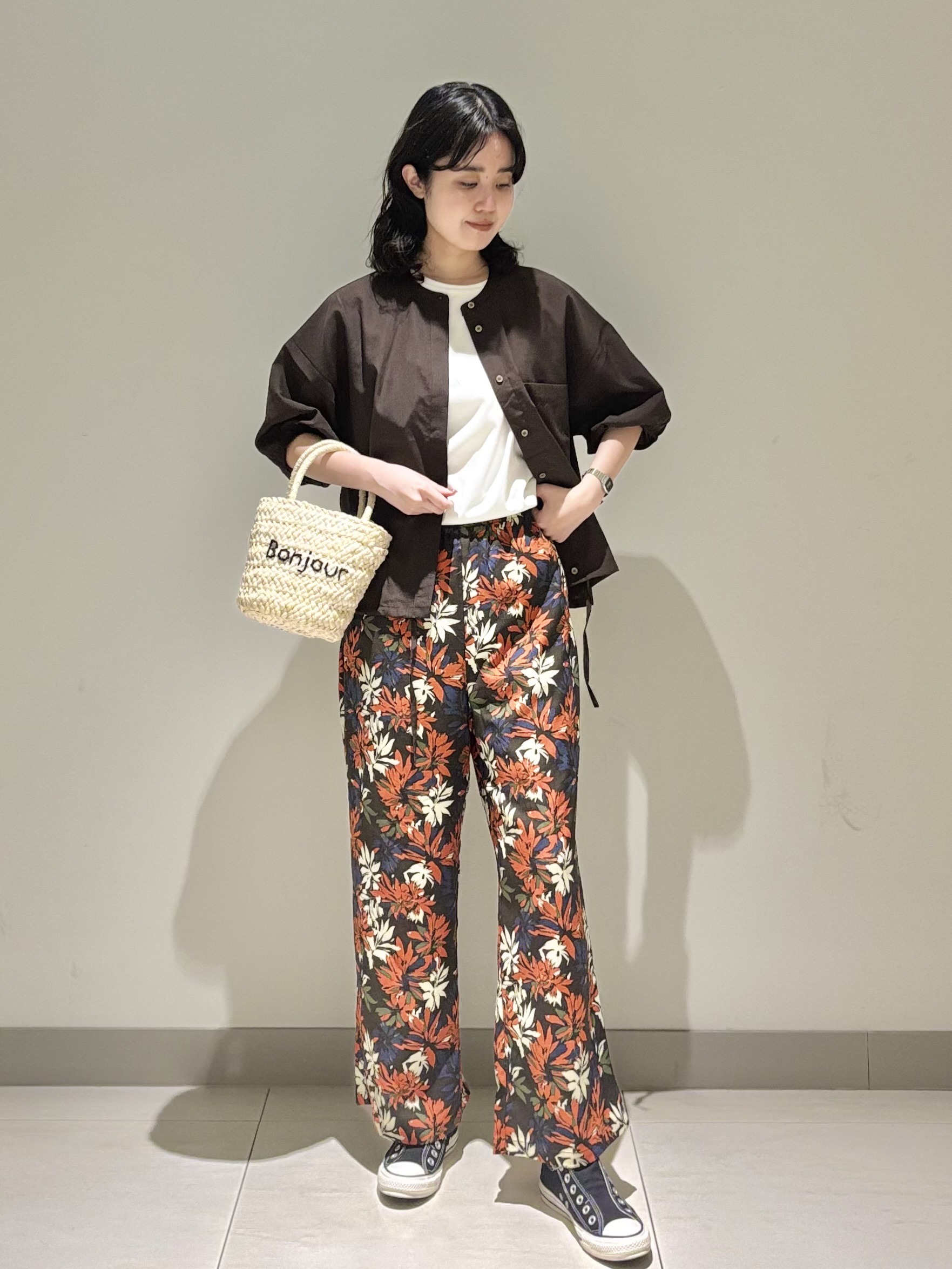 mayuさんの「Dessin｜【高通気/セットアップ可】ハーフスリーブドロストシャツブラウス」を使ったコーディネート