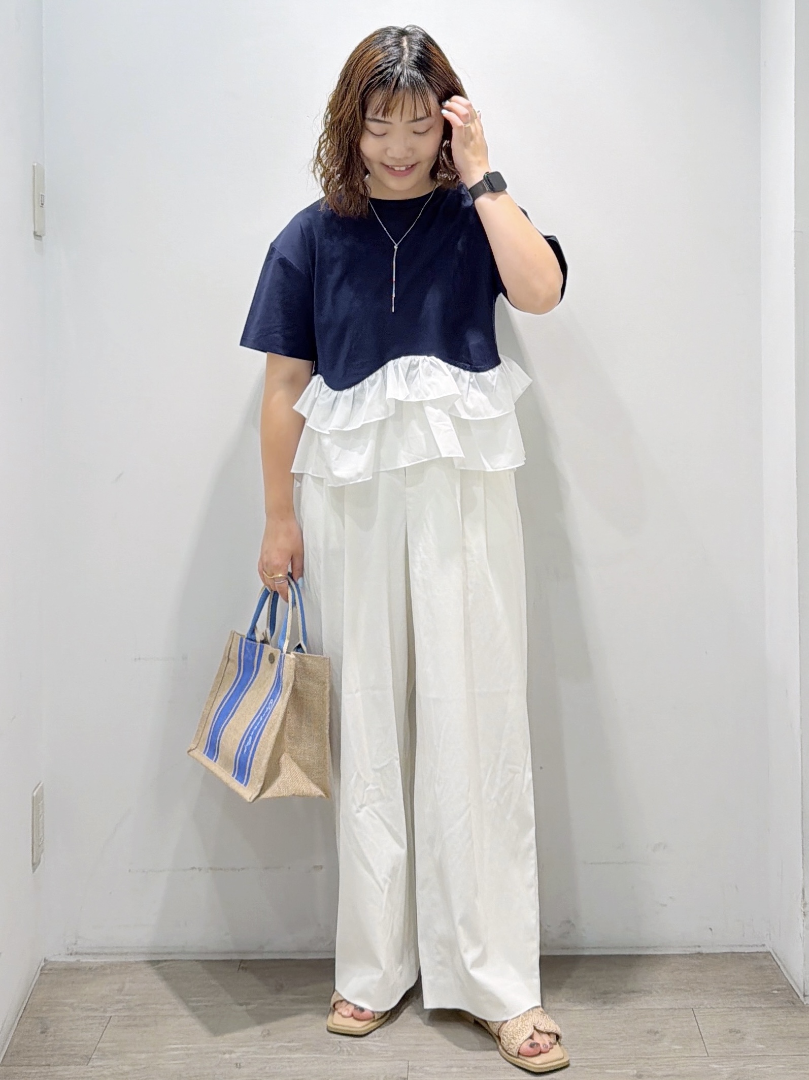 sumicaさんの「OPAQUE.CLIP｜裾フリルドッキングTシャツ【洗濯機OK】」を使ったコーディネート