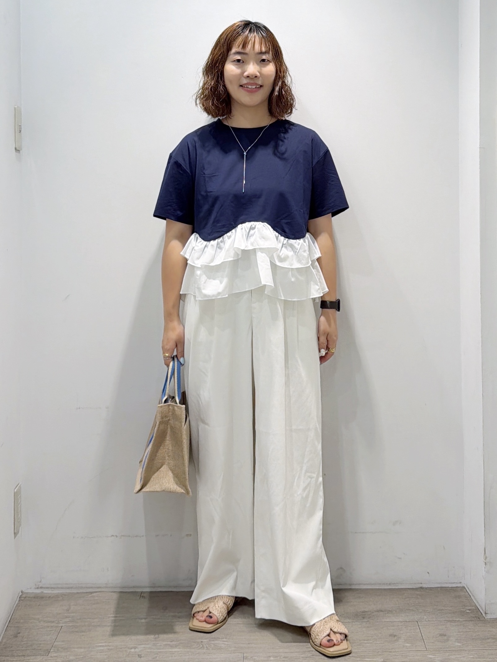 sumicaさんの「OPAQUE.CLIP｜裾フリルドッキングTシャツ【洗濯機OK】」を使ったコーディネート