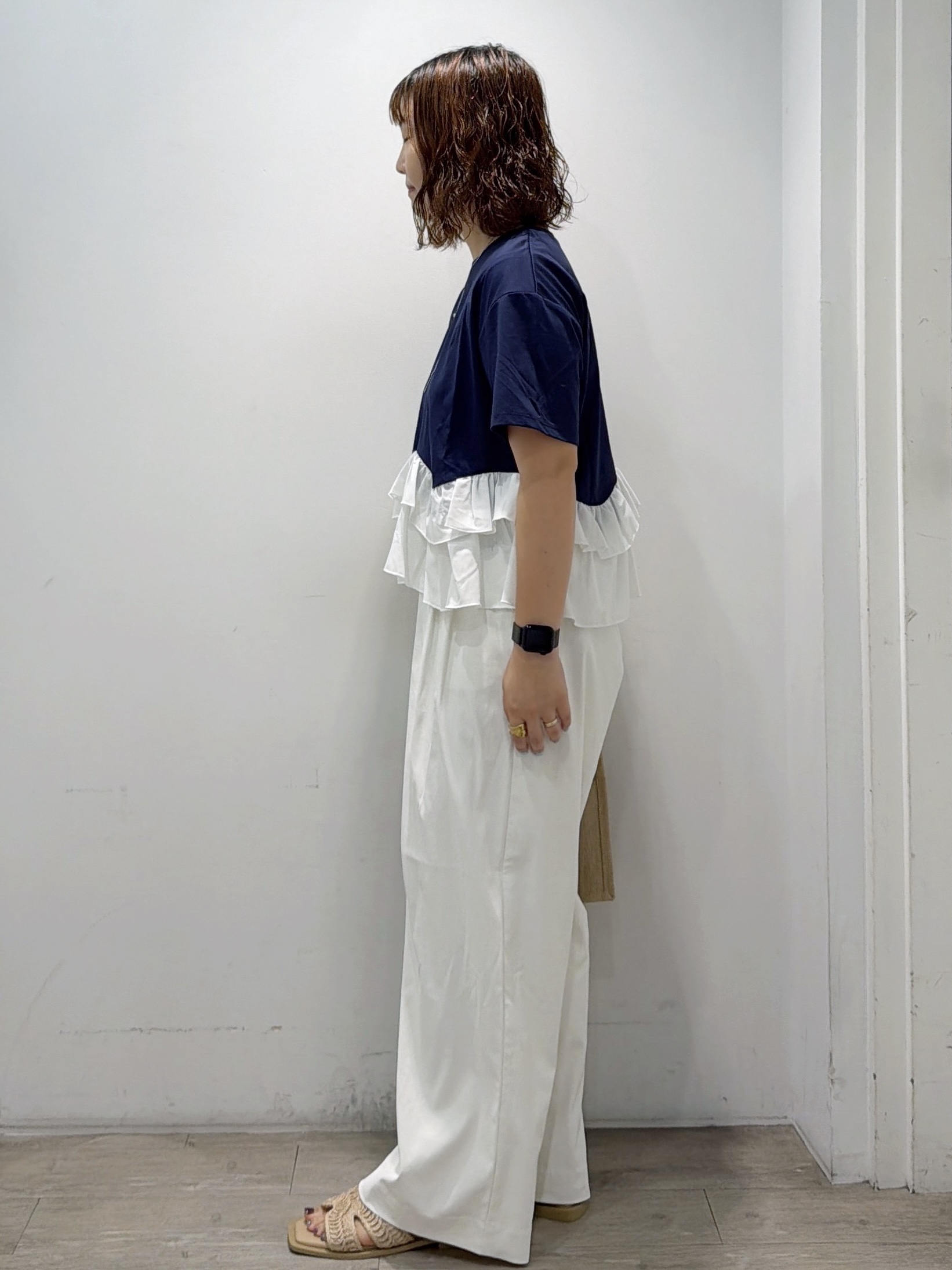 sumicaさんの「OPAQUE.CLIP｜裾フリルドッキングTシャツ【洗濯機OK】」を使ったコーディネート